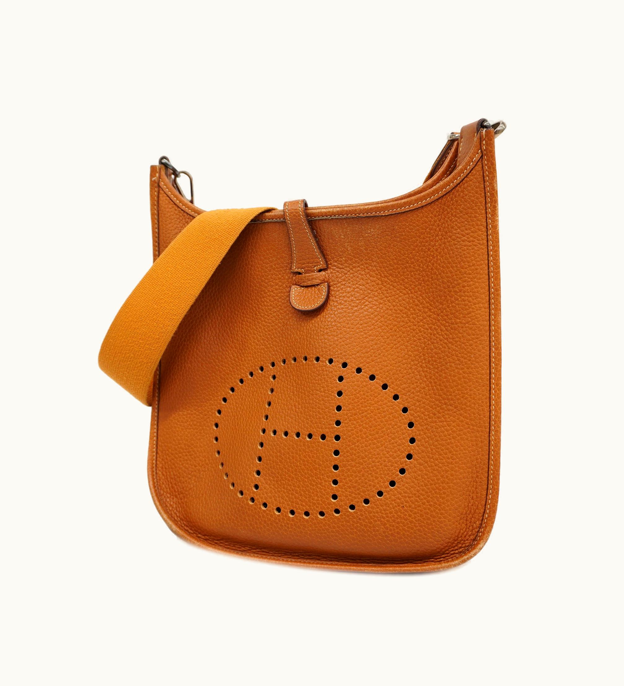 Hermès Hermès   Evelyne 2Pm J Stamp Taurillon Clemence Leather Gold