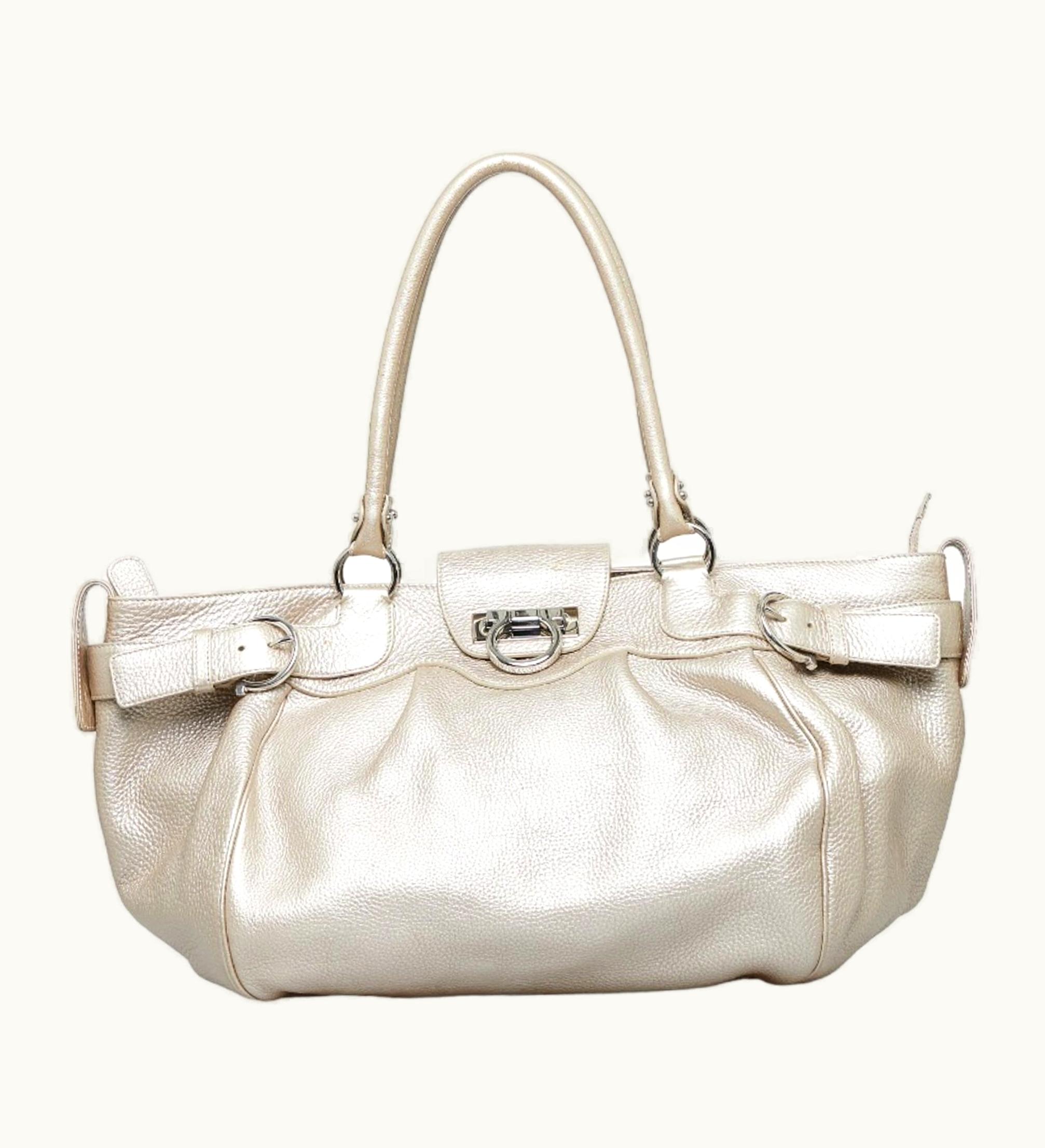 Salvatore Ferragamo Salvatore Ferragamo Gancini Tote Bag Shoulder Ab-21 A049 Champagne Gold Leather Ladies