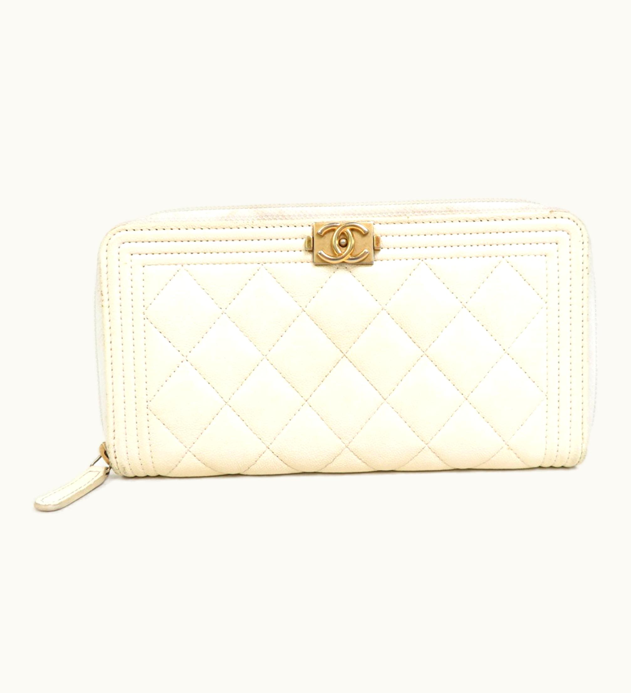 Chanel Chanel Round Zipper Long Wallet Boy Caviar Skin Leather Off-White Gold Women's E55885I