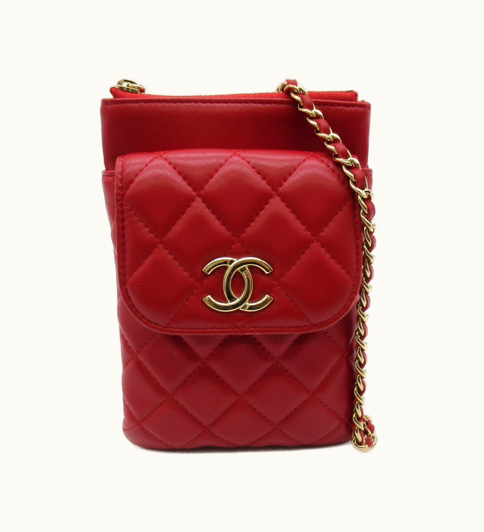 Chanel Chanel Chain Pochette Shoulder Bag Red Lambskin [Sheep Leather]