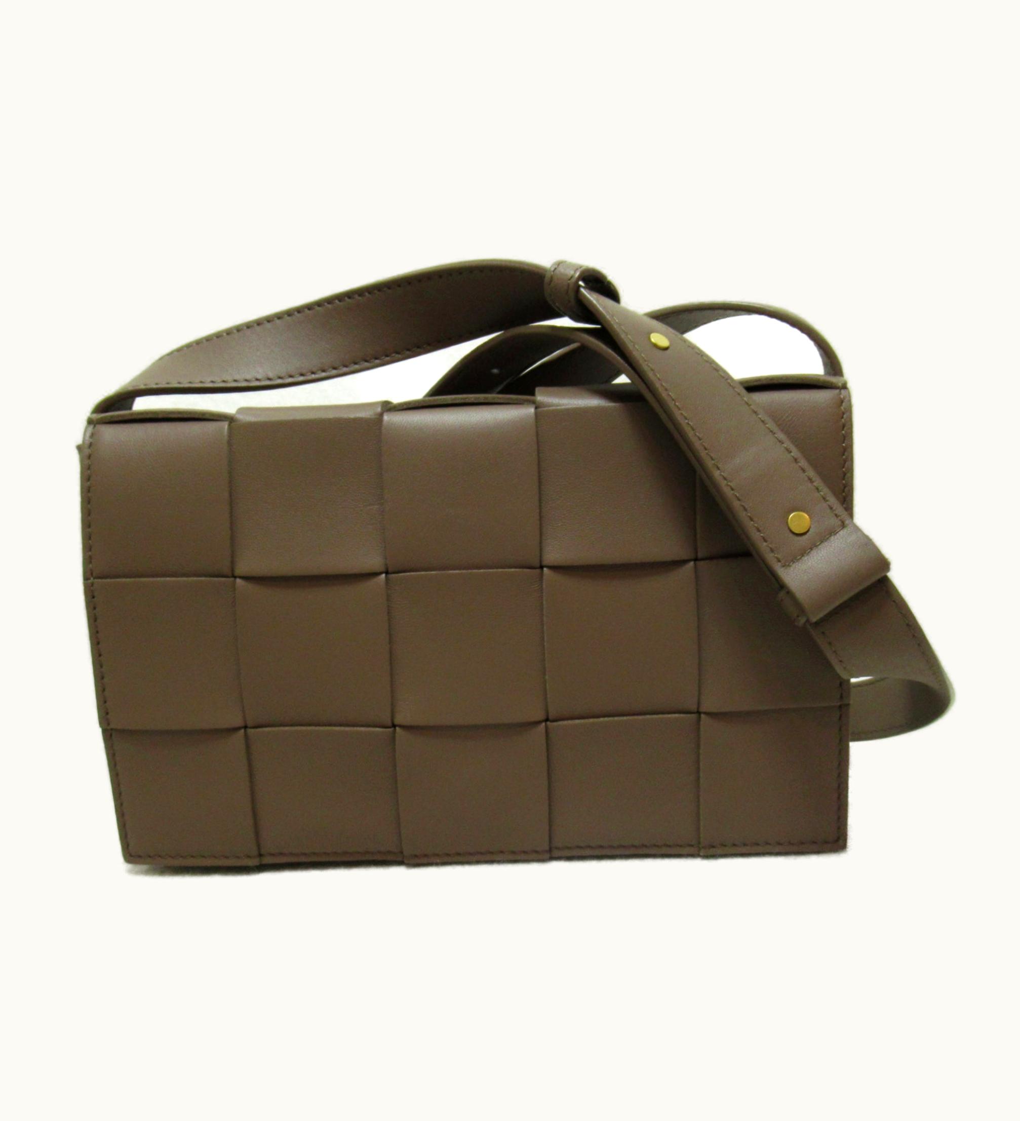 Bottega Veneta Bottega Veneta Cassette Shoulder Bag Gray Taupe Gray Leather 578004Vmay12560
