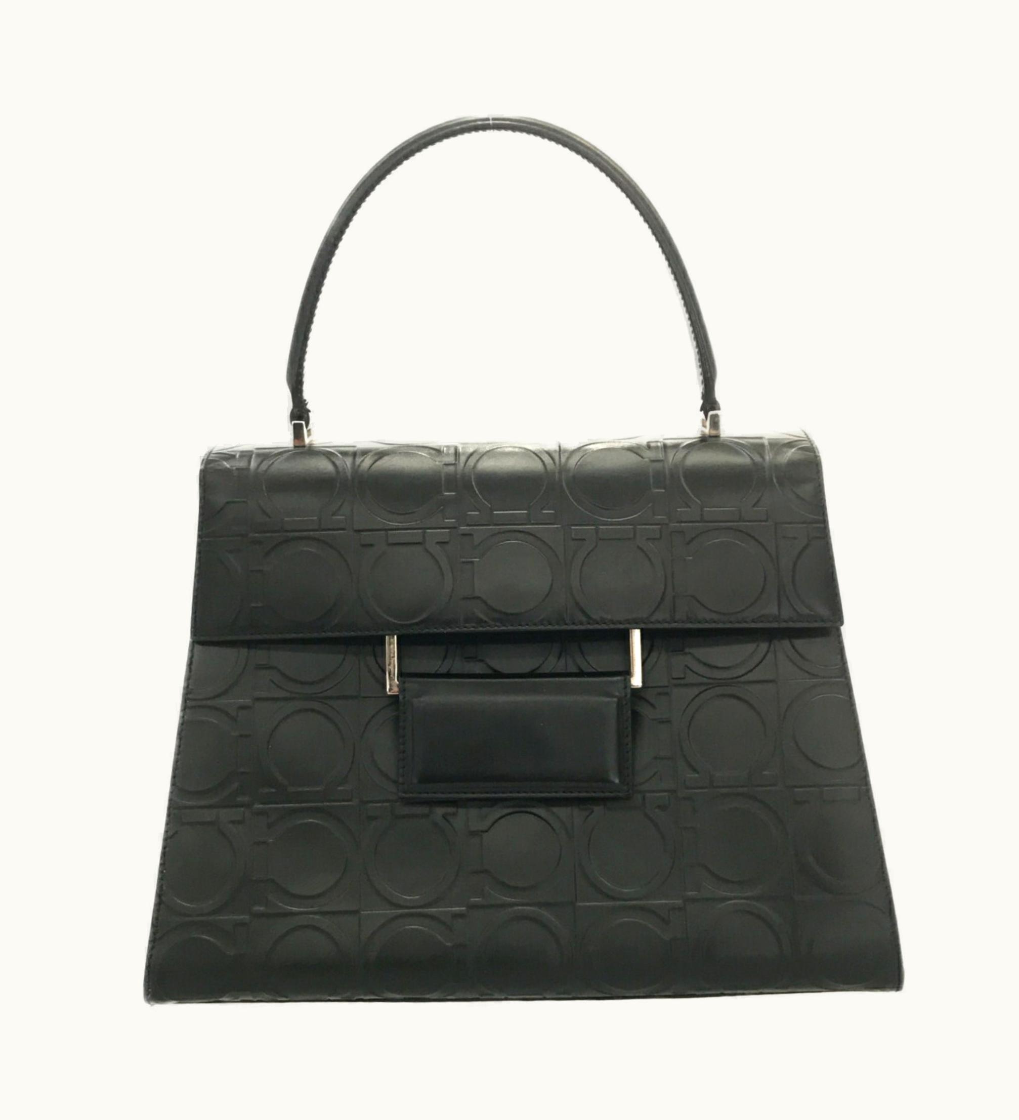 Salvatore Ferragamo Handbag Ax-21 0855 Gancini Leather Black Silver Hardware Top Handle Ladies