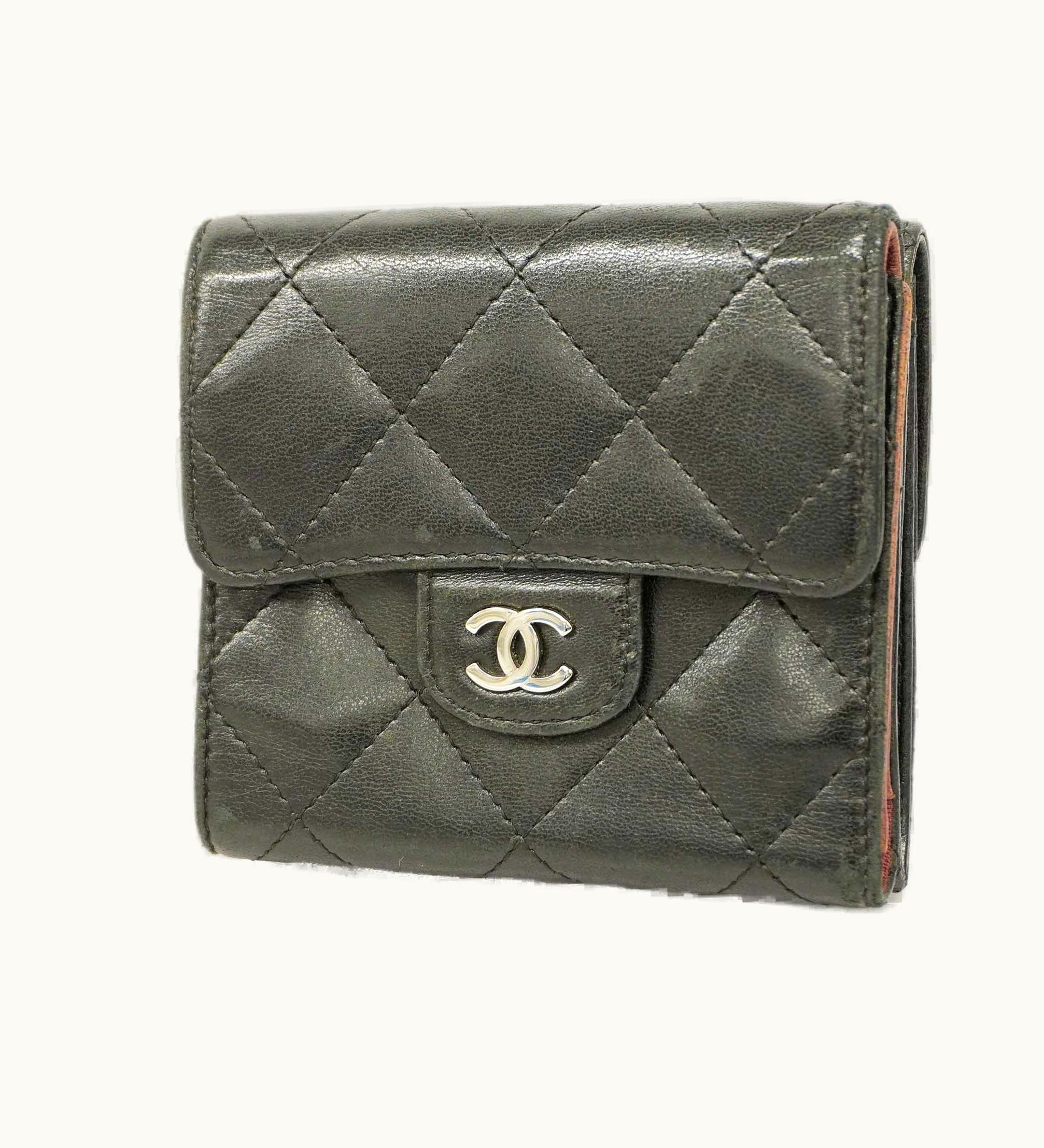 Chanel Chanel Matelasse Tri-Fold Wallet Gold Metal Women's Lambskin Wallet