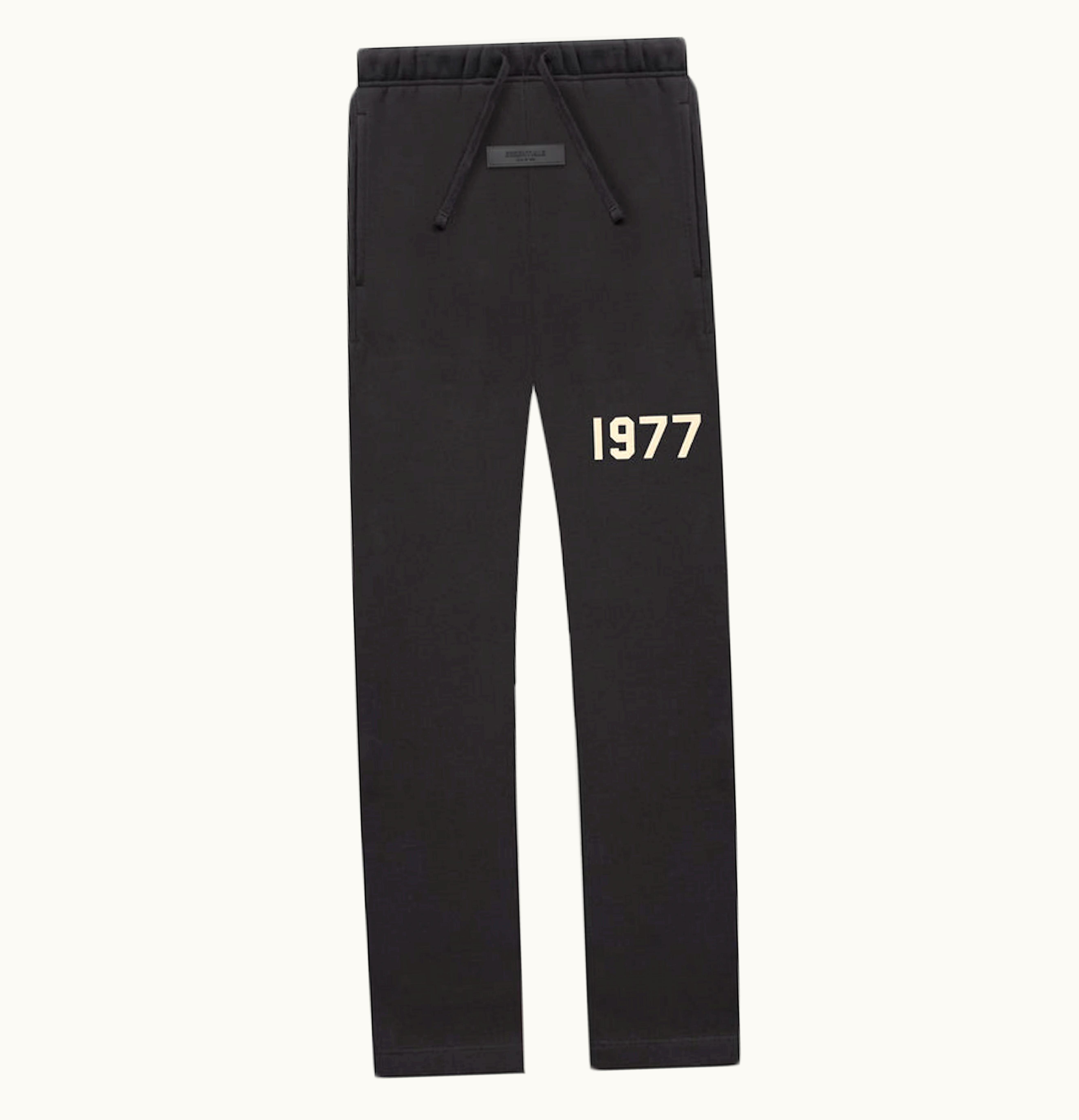 FEAR OF GOD Fear of God Essentials Kids Relaxed Sweatpant Iron