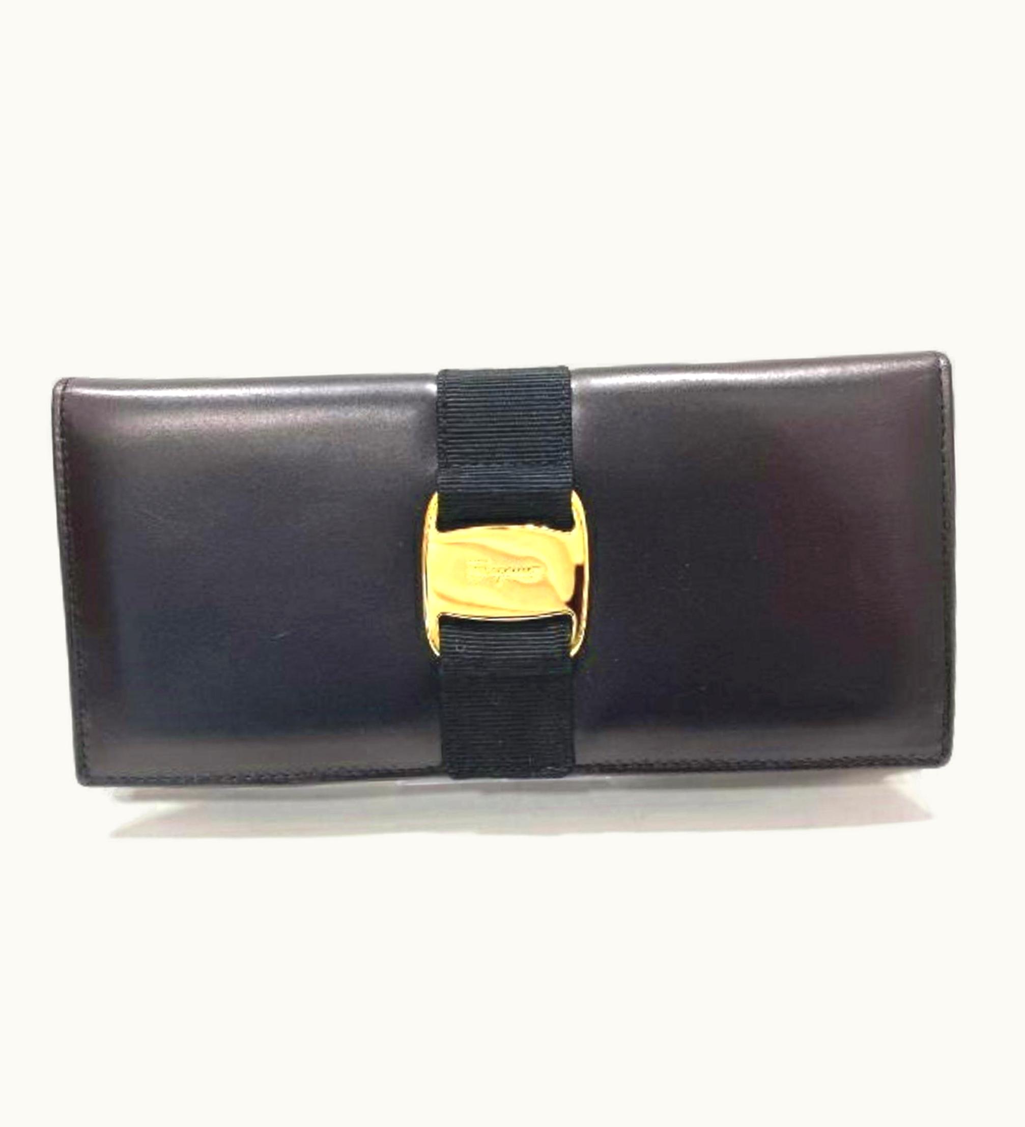 Salvatore Ferragamo Ferragamo Vara 223059 Leather Black Wallet Bi-Fold Long Unisex