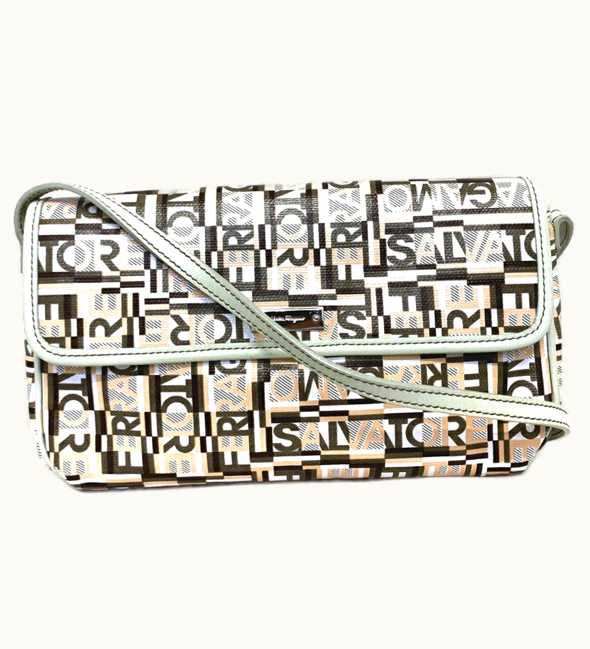 Salvatore Ferragamo White Fj-22 A217 One Shoulder Bag Leather Pvc Women's Flap Plate Multicolor