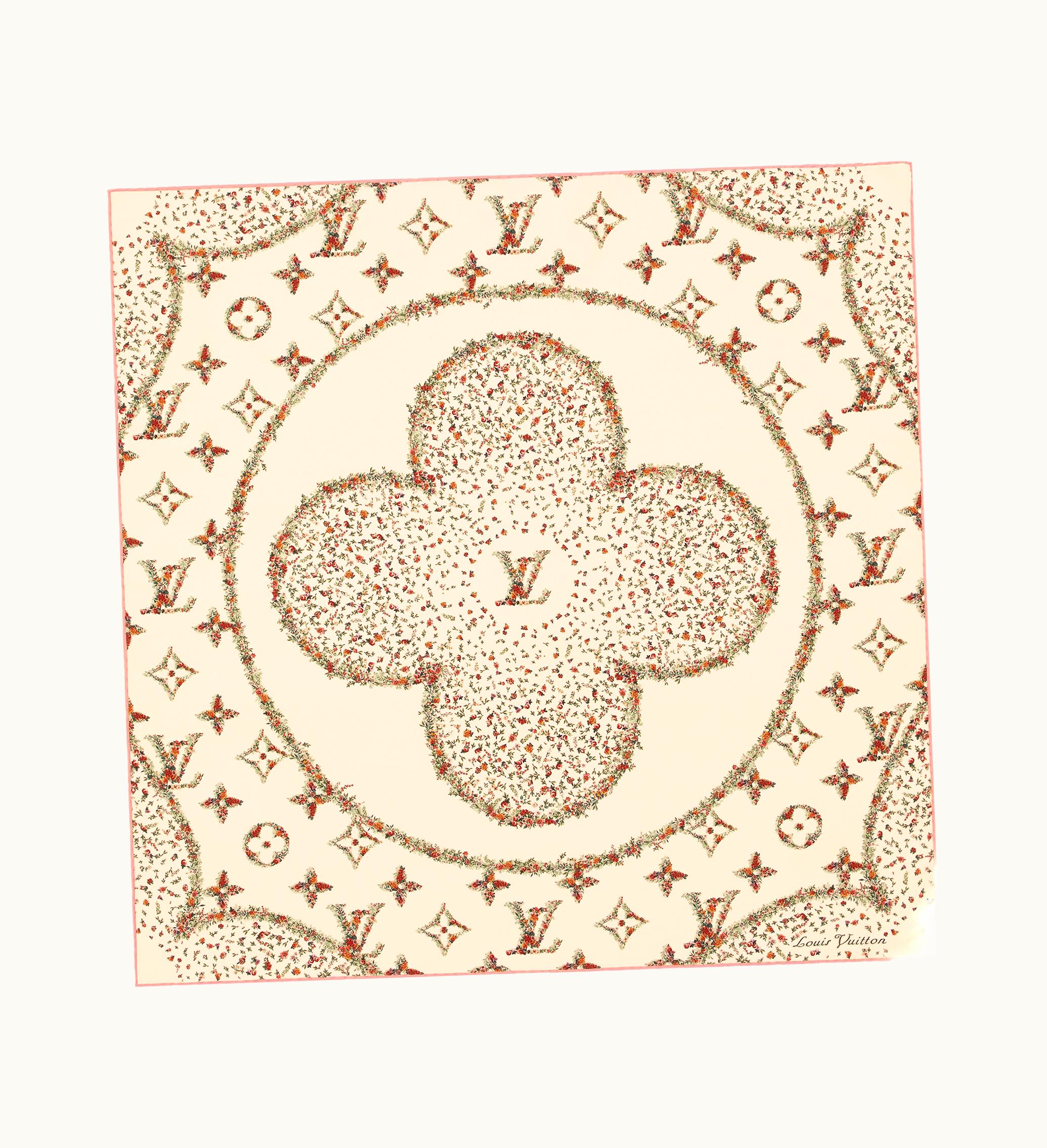 Louis Vuitton Louis Vuitton Monogram Flowers Square 90