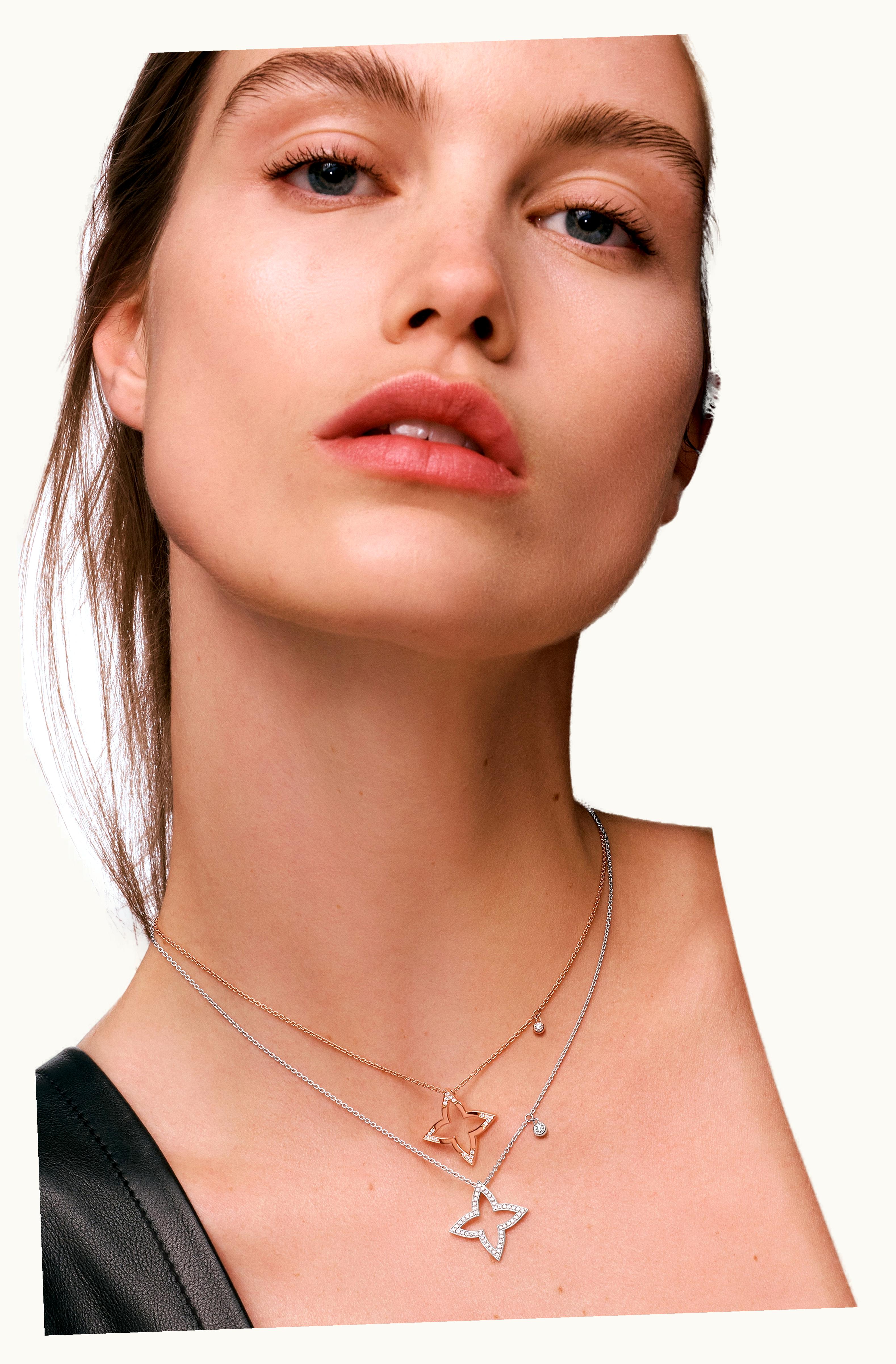 Louis Vuitton Louis Vuitton Blossom Pendant, White Gold And Diamonds