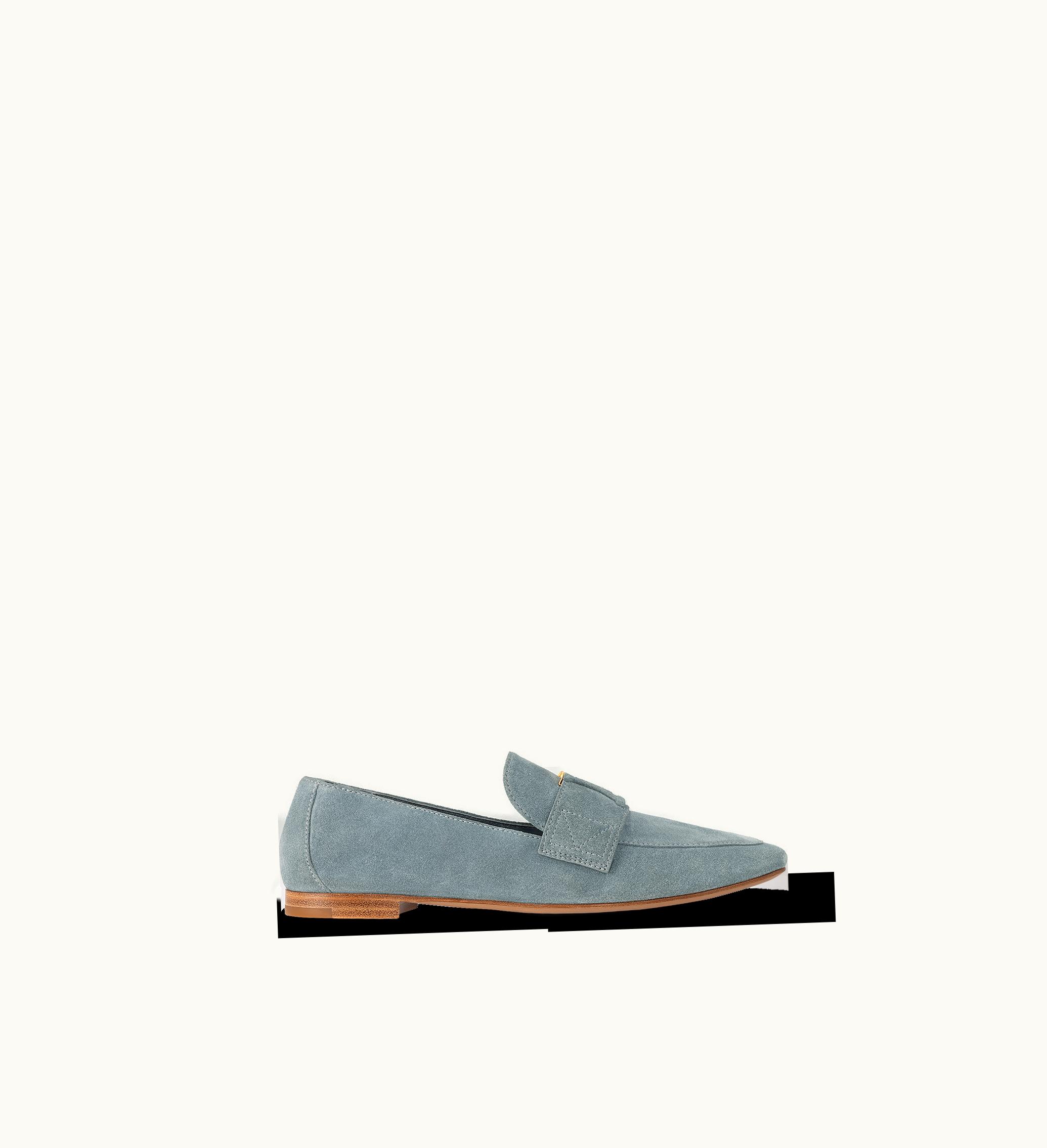 Louis Vuitton Louis Vuitton LV Capri Loafers Beige