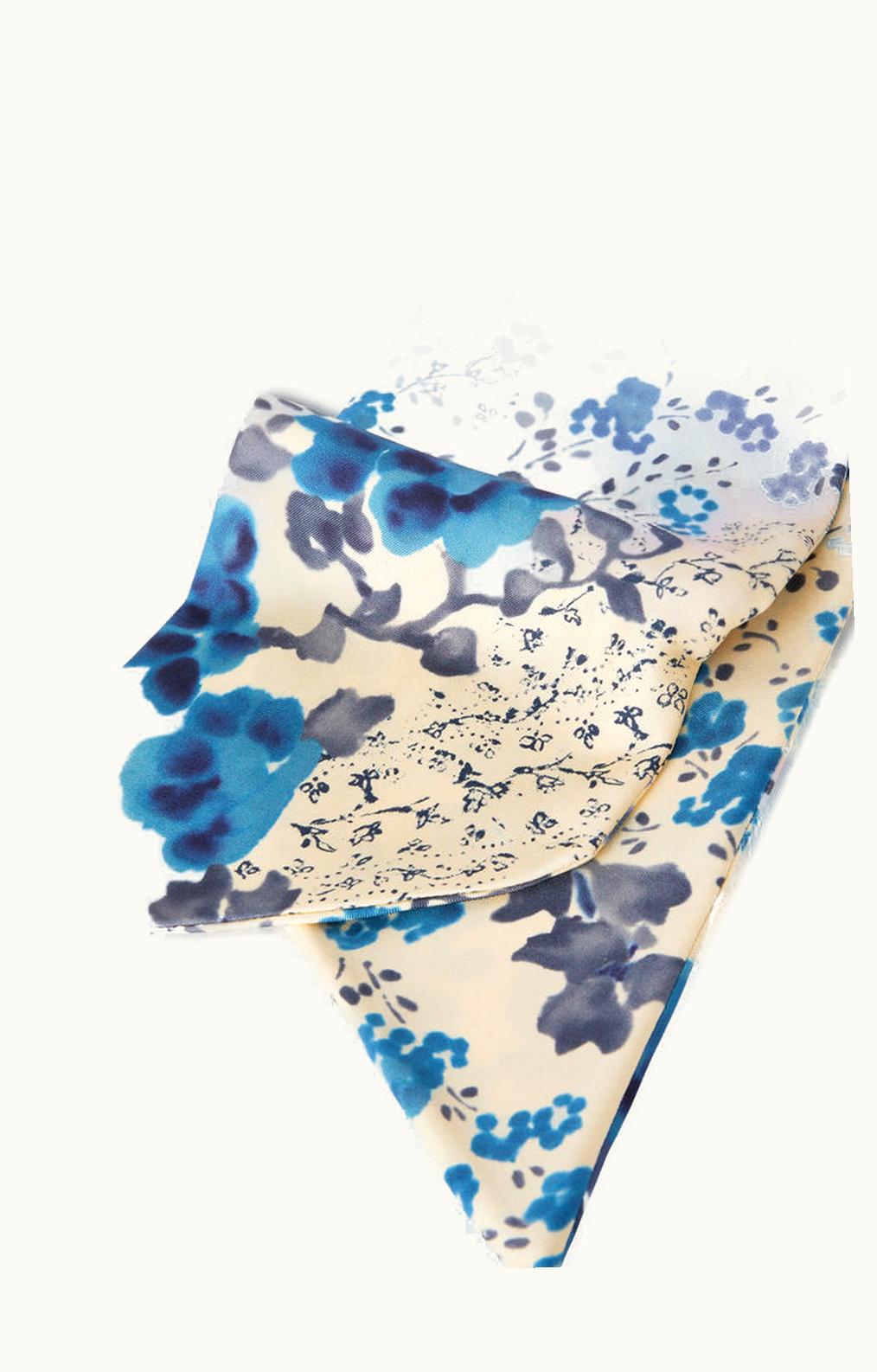 Loro Piana Loro Piana Blue Eyes Scarf Blue Eyes Flowers/Ivory