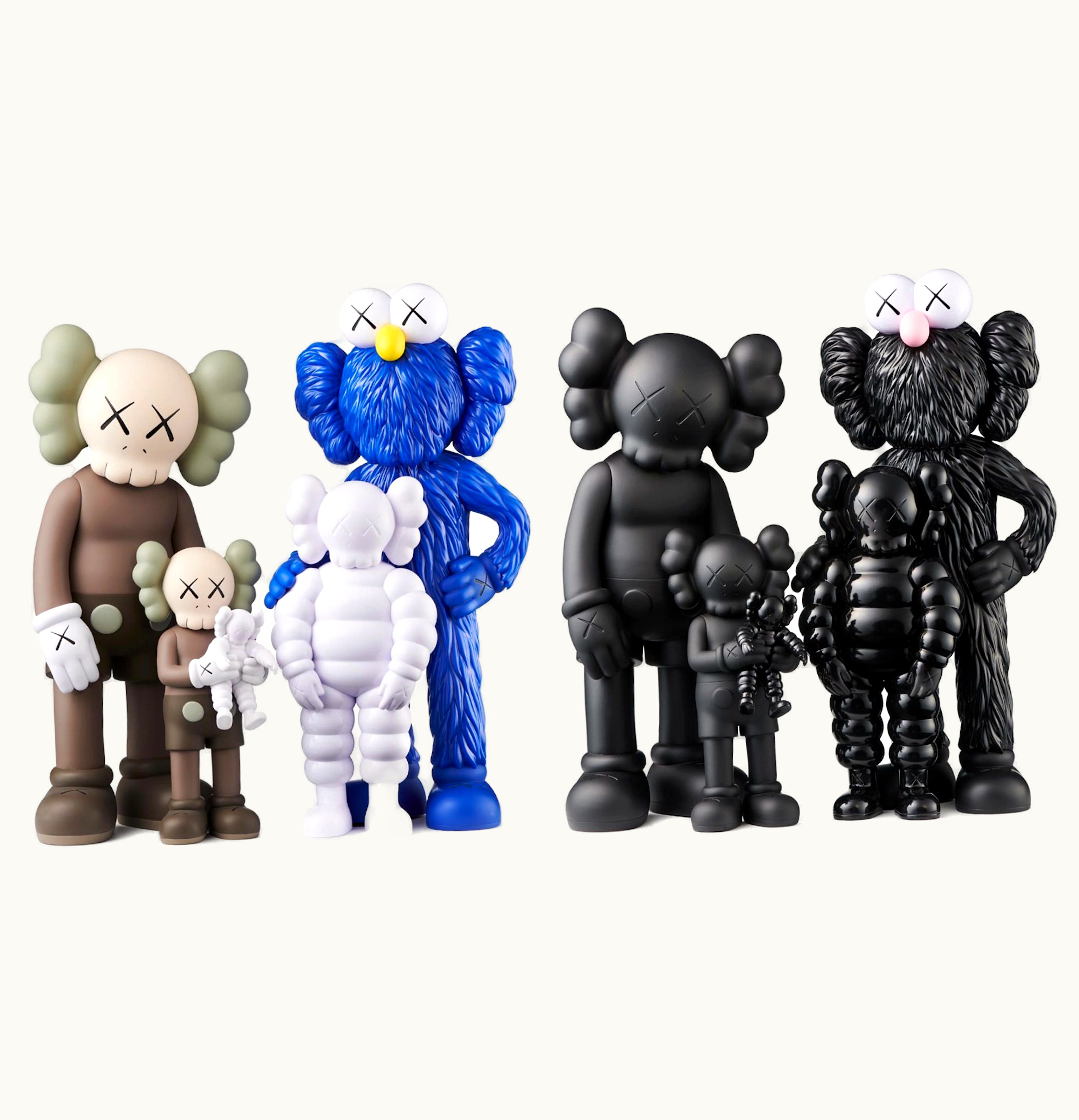 KAWS KAWS FAMILY Figures Set