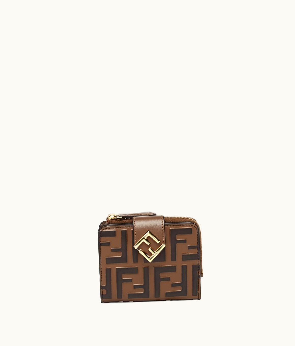 Fendi Fendi FF Diamonds Wallet 6-Card Brown Leather Wallet