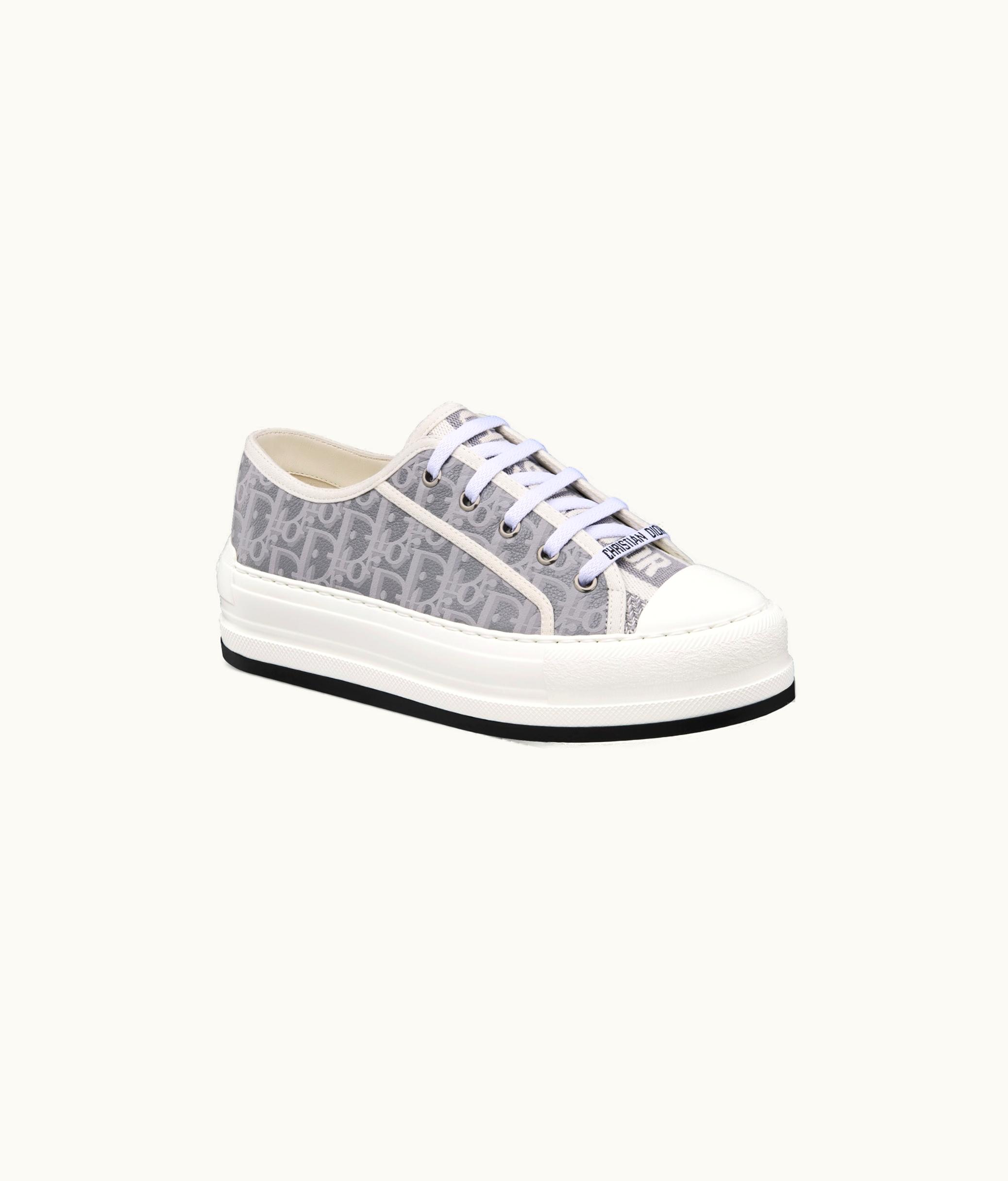 Dior Walk'n'Dior Platform Sneaker - Gray Calfskin Textured With Dior Oblique Motif And Embroidered Cotton
