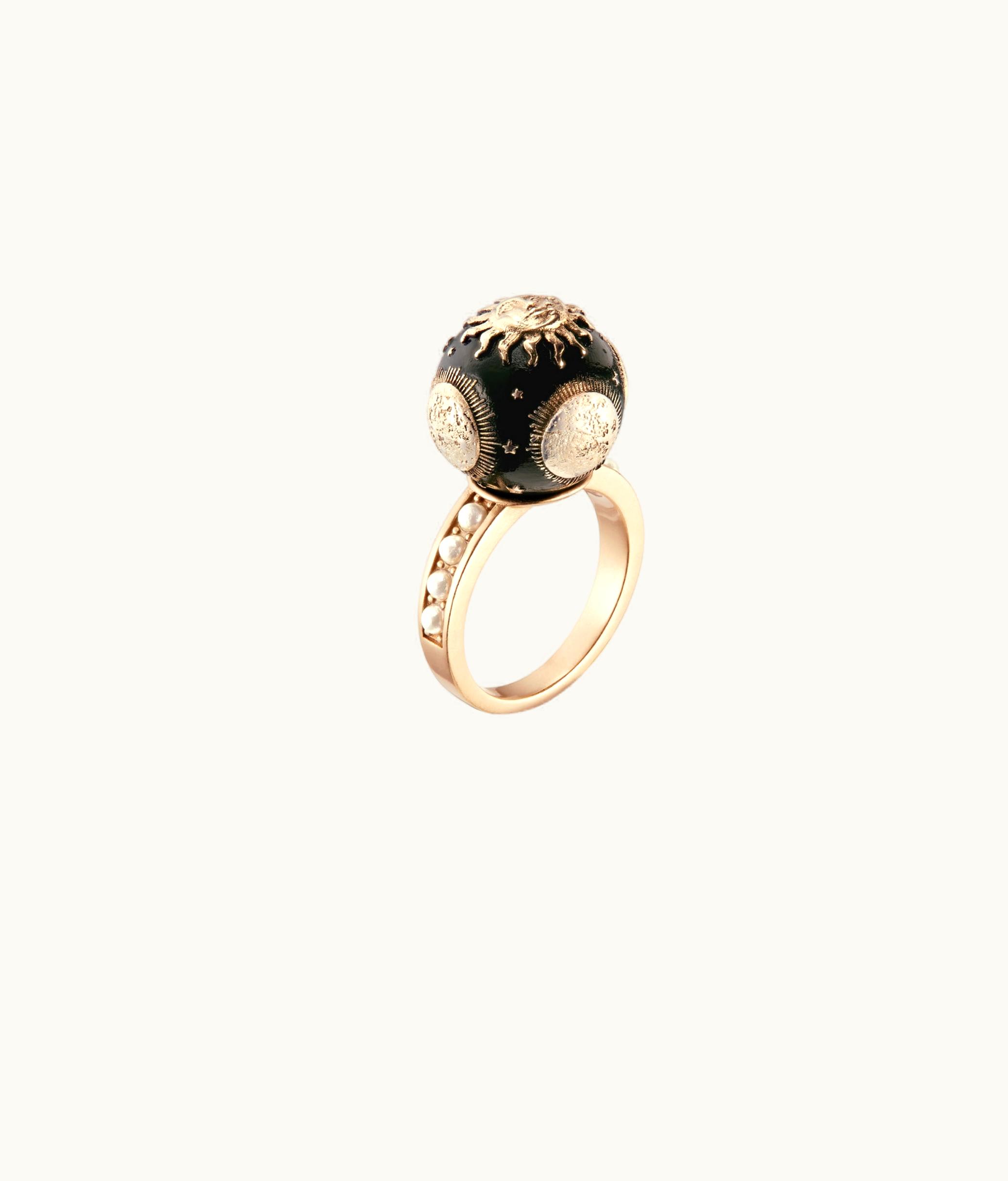 Dior Dior Toile De Jouy Soleil Ring - Gold-Finish Metal With White Resin Pearls And Black Lacquer