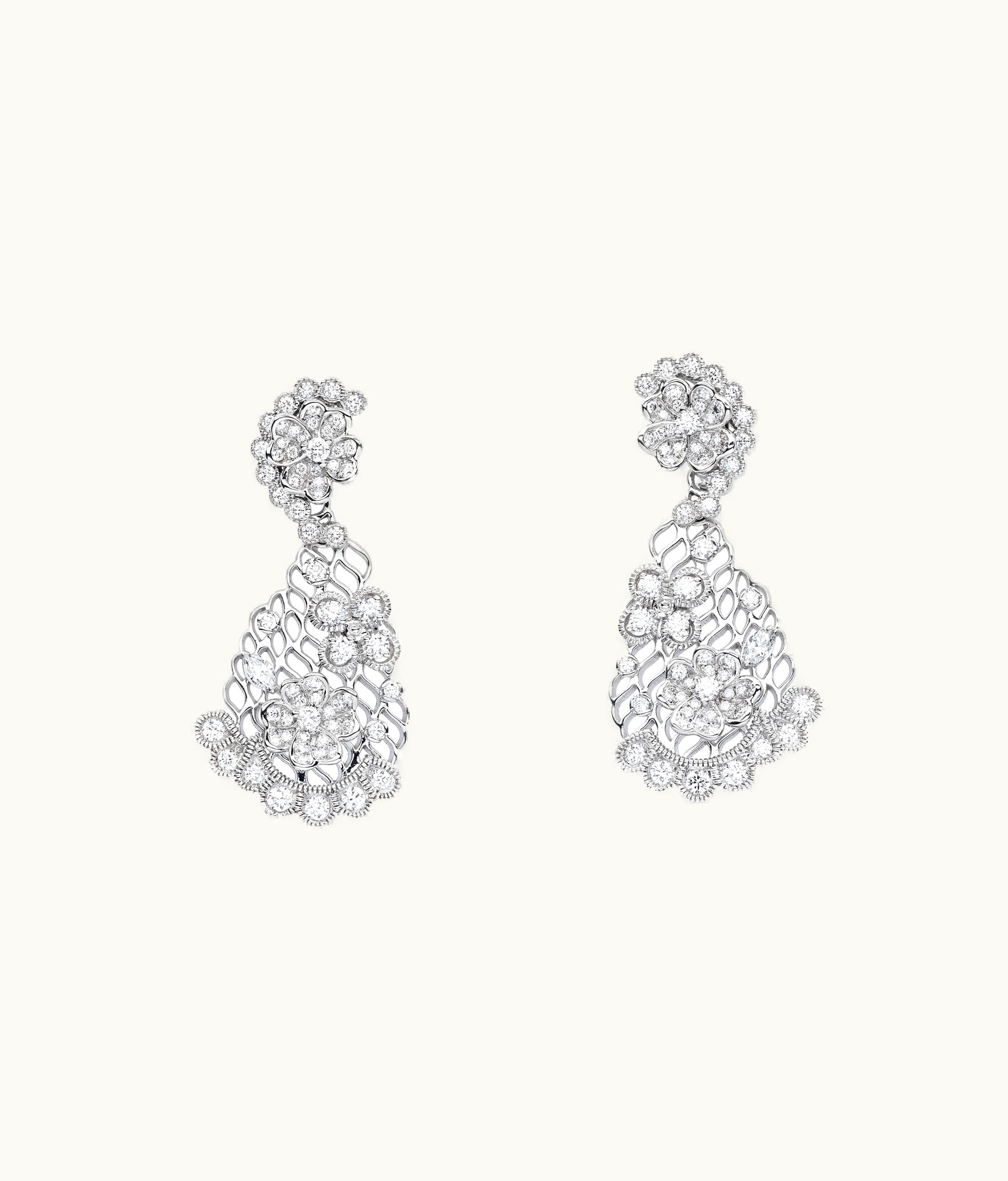 Dior Lace Earrings - White Gold And Diamonds