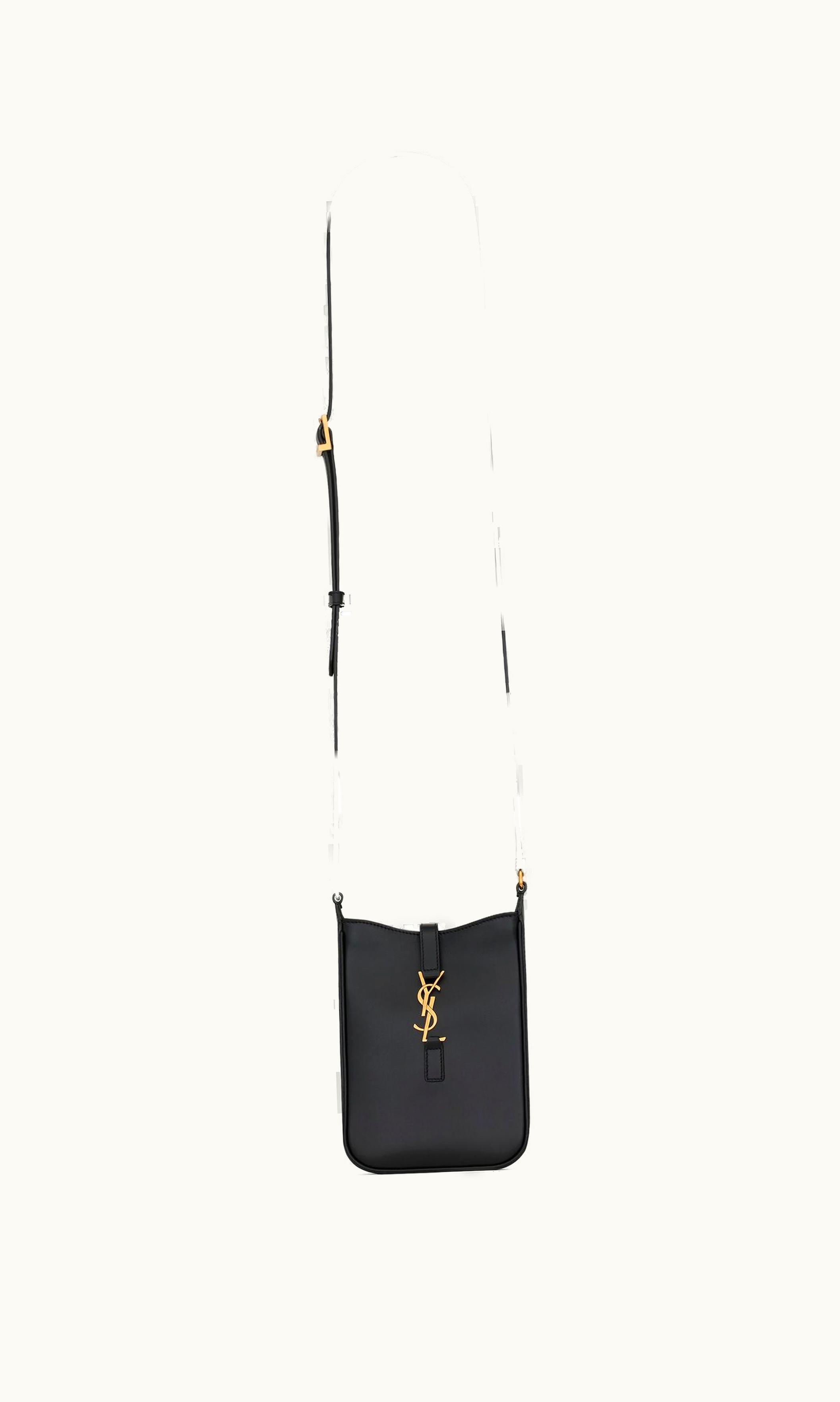 Saint Laurent Saint Laurent Le 5 À 7 Vertical In Smooth Leather Black