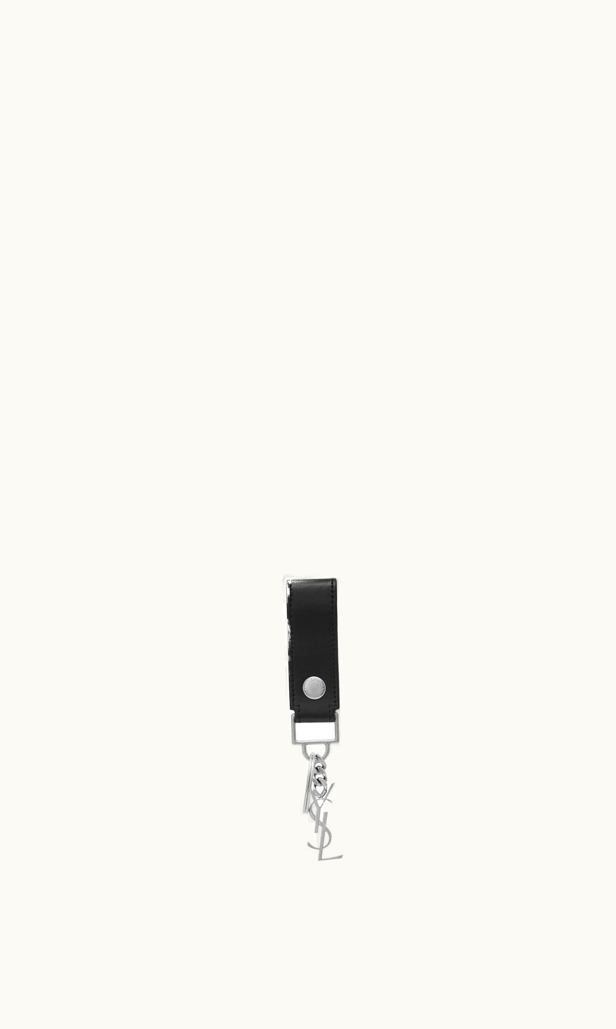 Saint Laurent Saint Laurent Cassandre Key Ring In Smooth Leather Black