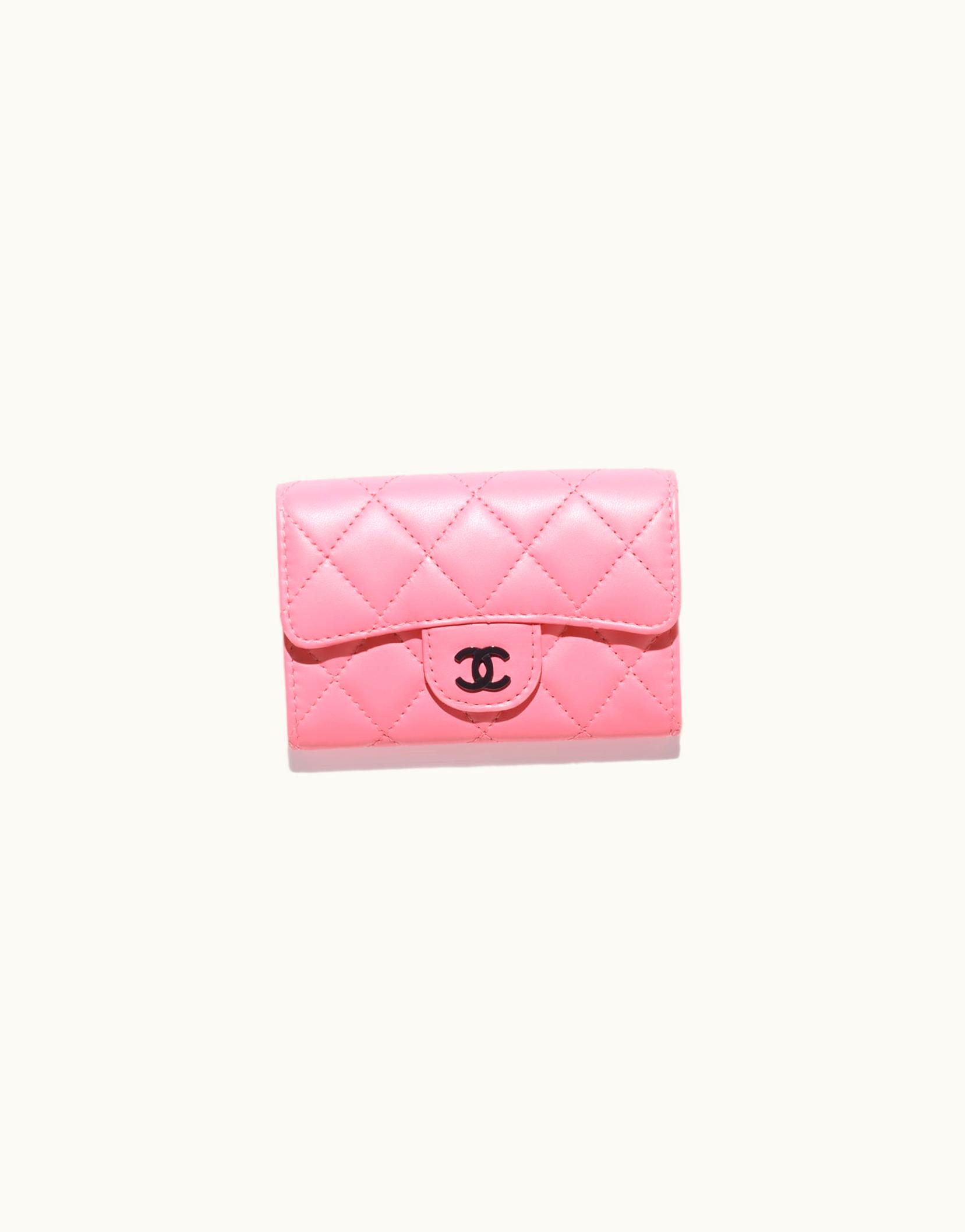 Chanel Chanel Classic Card Holder - Lambskin & Black Metal, Coral Pink