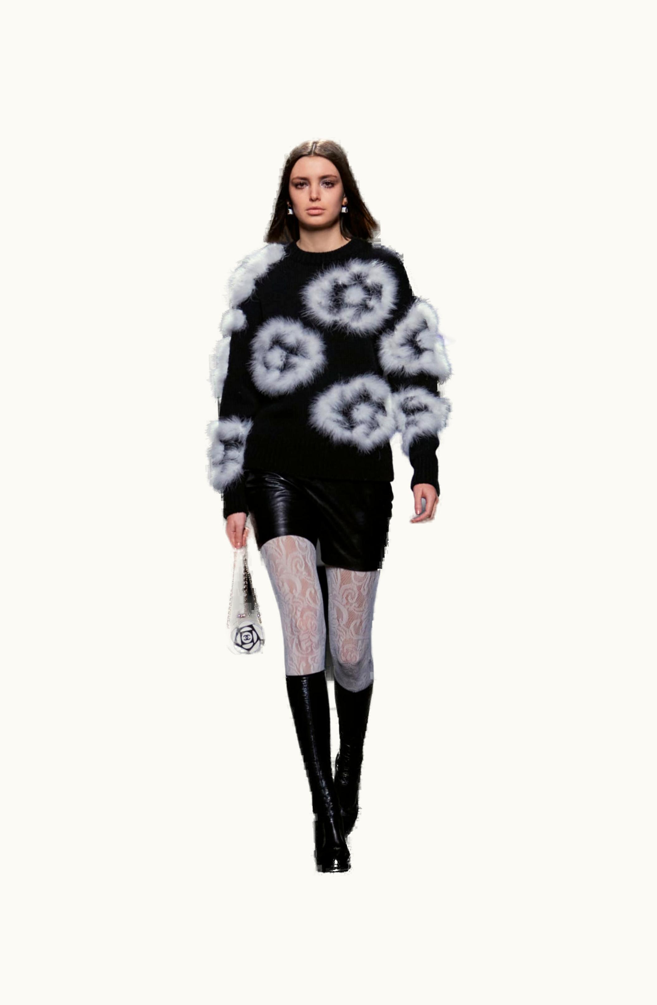 Chanel Chanel Pullover - Cashmere & Feathers, Black & White