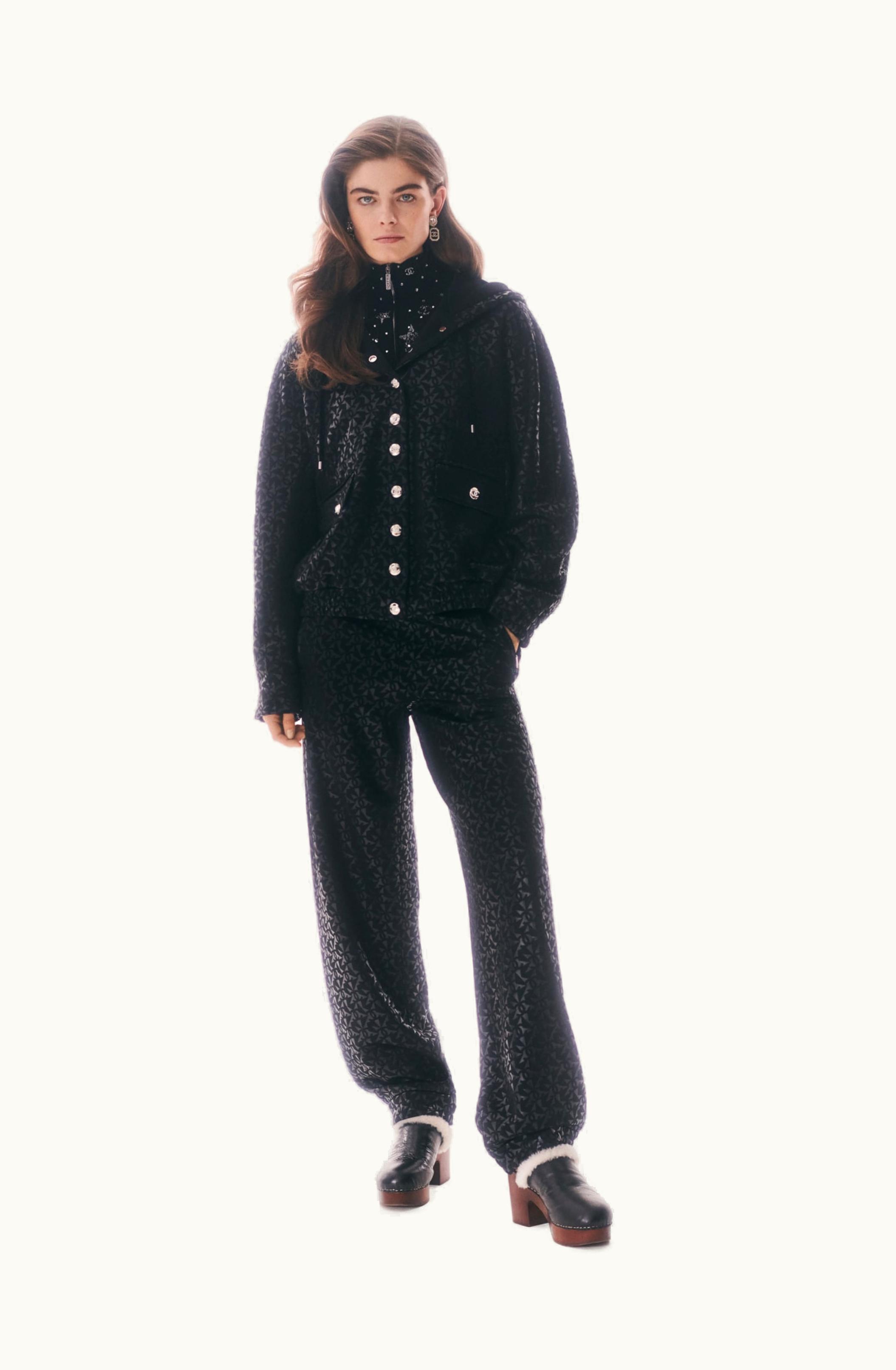 Chanel Chanel Pullover - Wool & Strass, Black & Silver