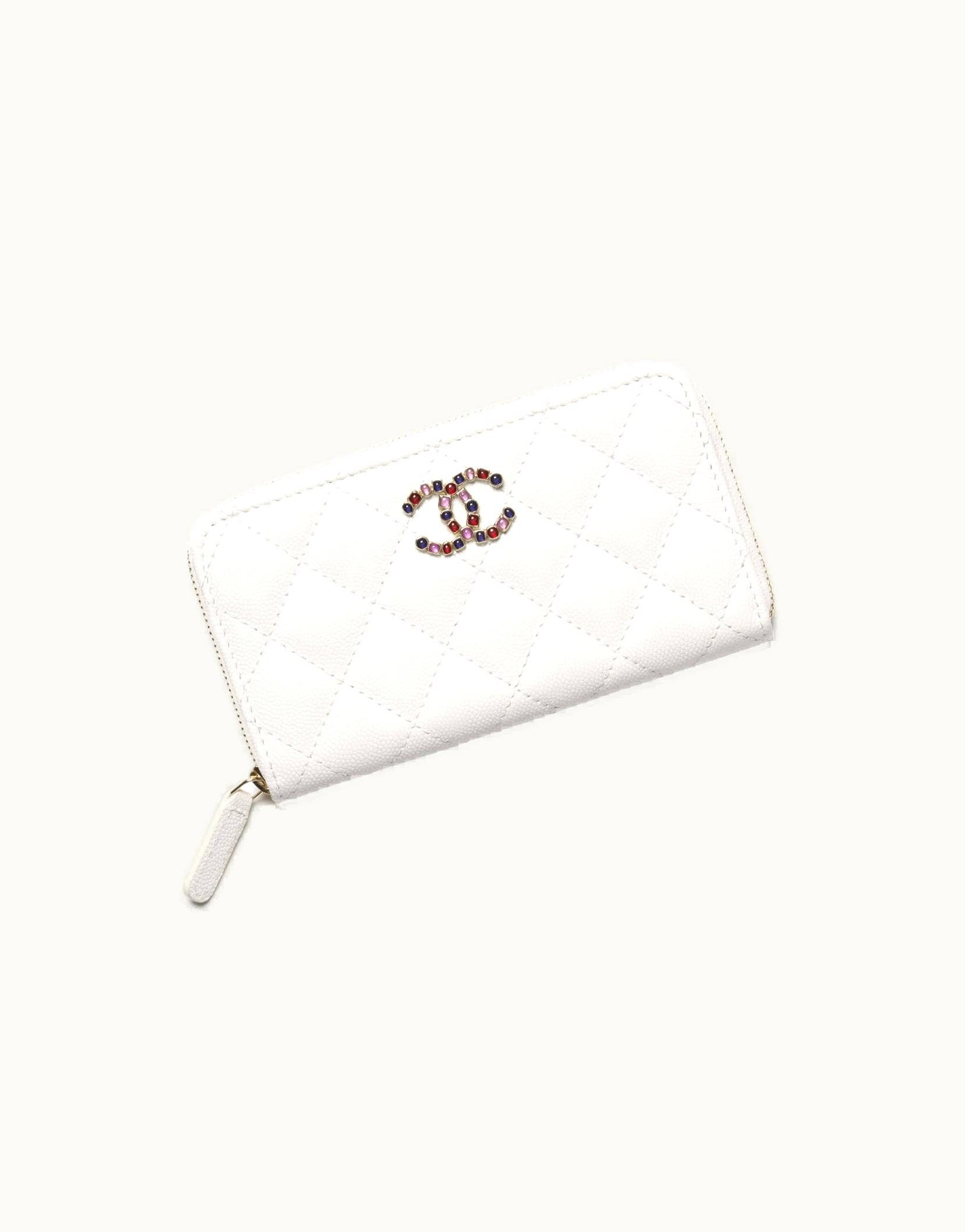 Chanel Chanel Zipped Wallet - Shiny Grained Calfskin, Enamel & Gold-Tone Metal, White