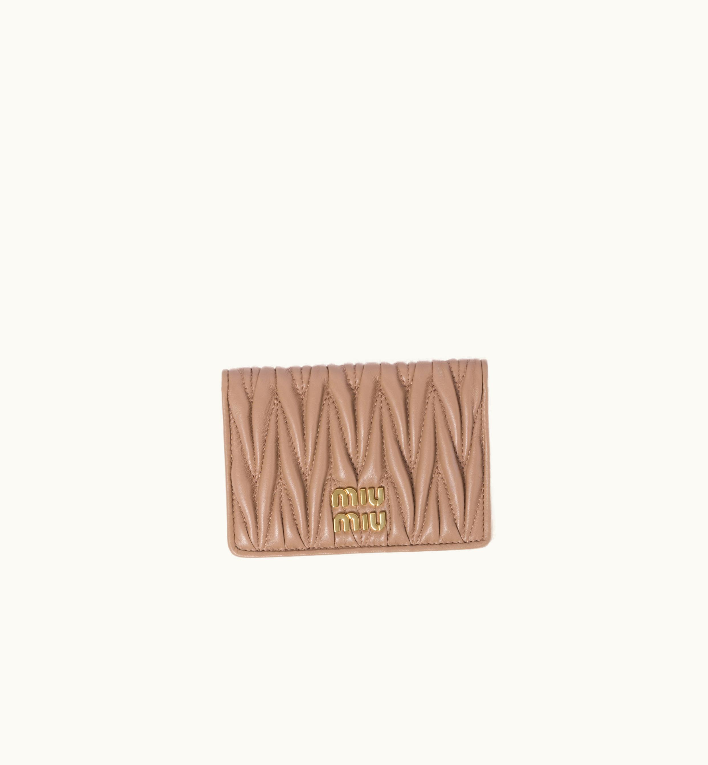 Miu Miu Miu Miu Matelassé Nappa Leather Card Holder Cameo Luxe Model Black