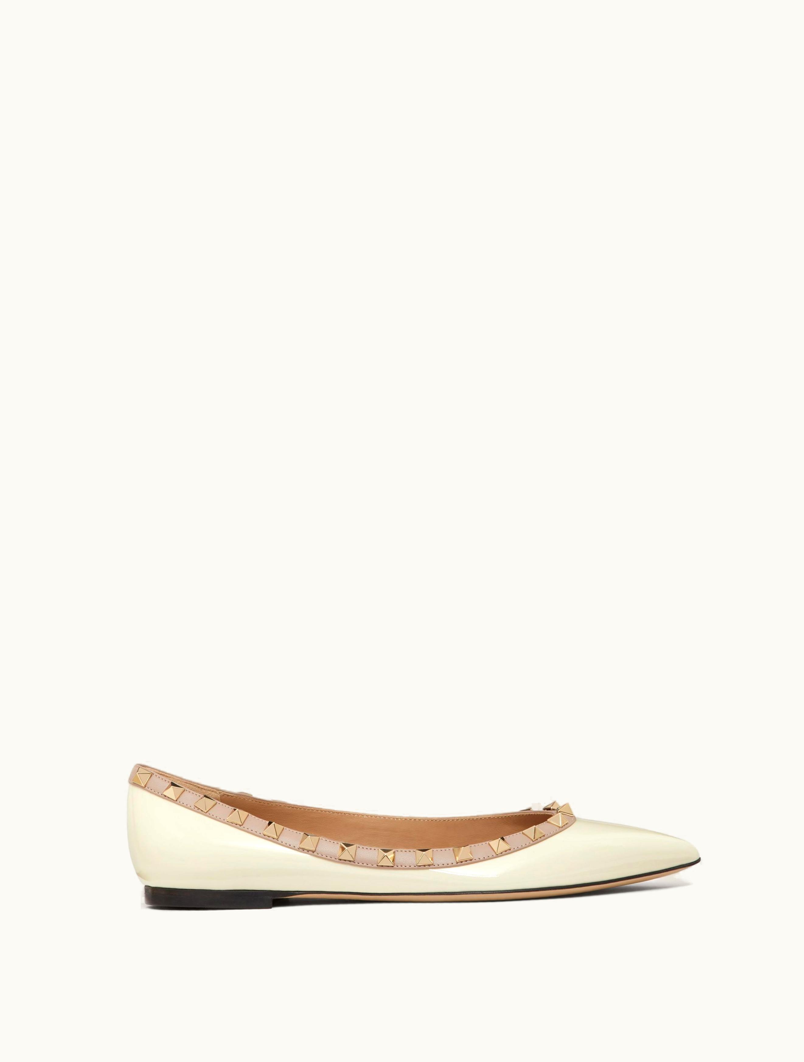 Valentino Valentino Patent Rockstud Ballet Flat For Woman In Ivory / Poudre