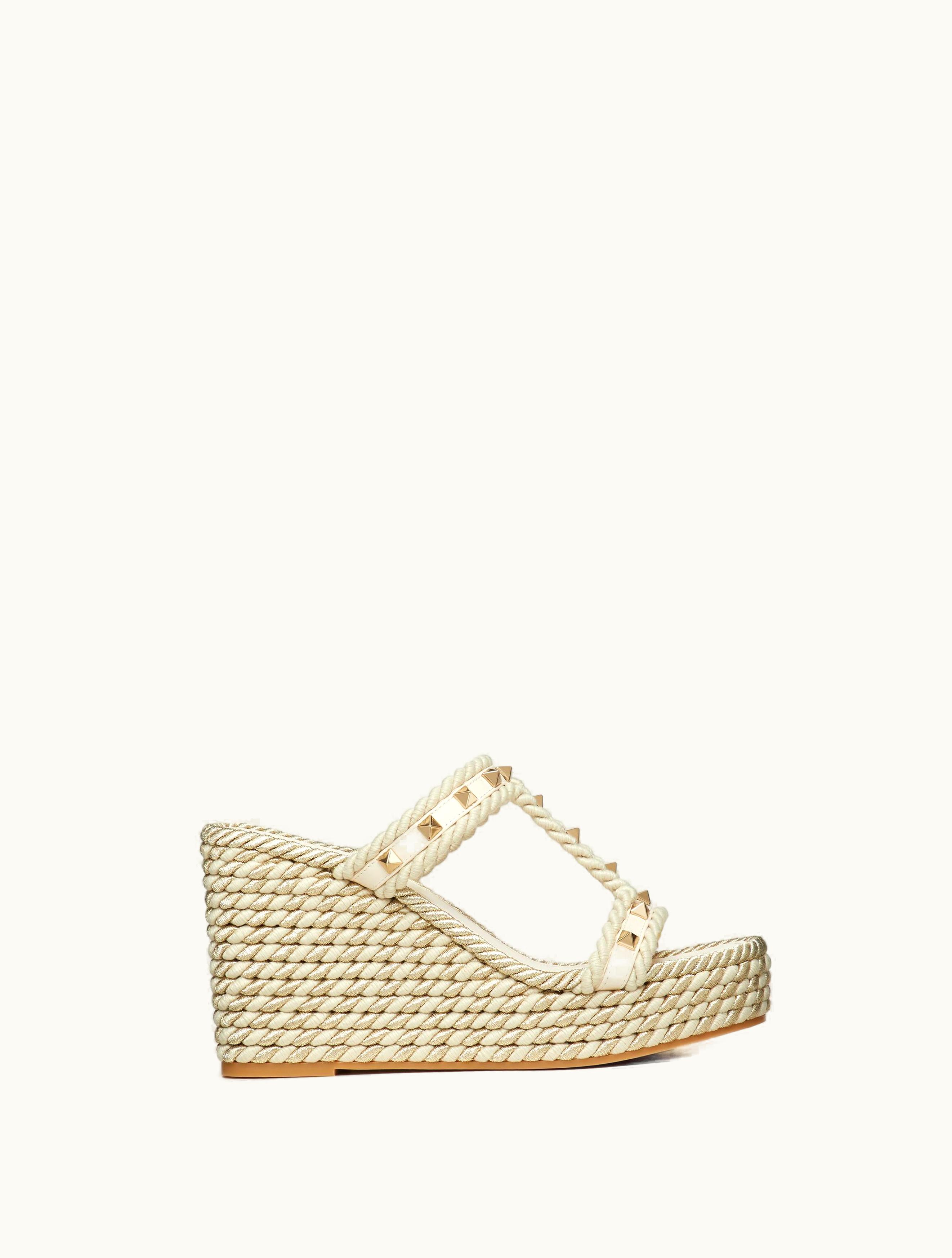 Valentino Valentino Rockstud Wedge In Calfskin 90 MM For Woman In Light Ivory