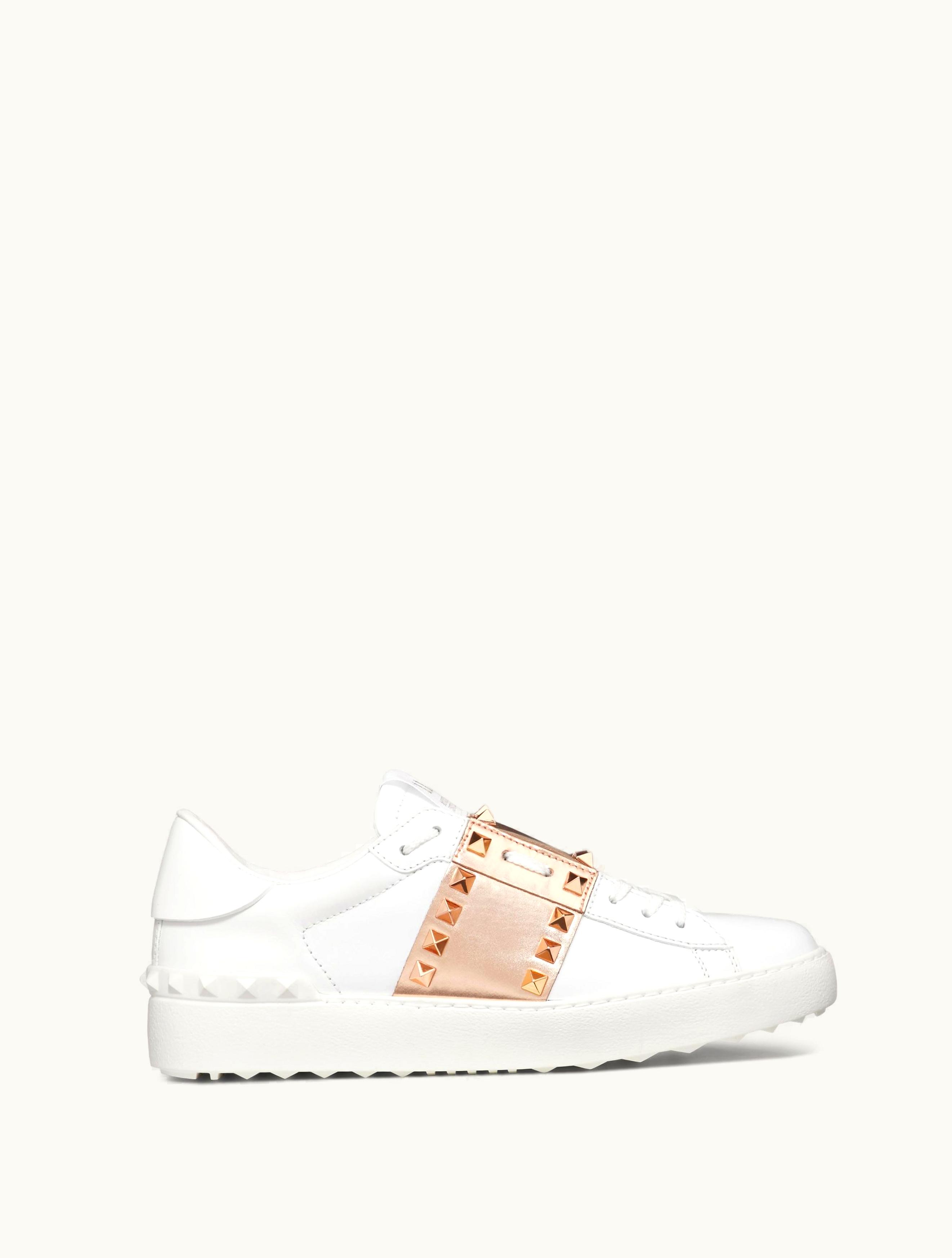 Valentino Valentino Rockstud Untitled Sneaker In Calfskin Leather With Metallic Stripe For Woman In White / Copper