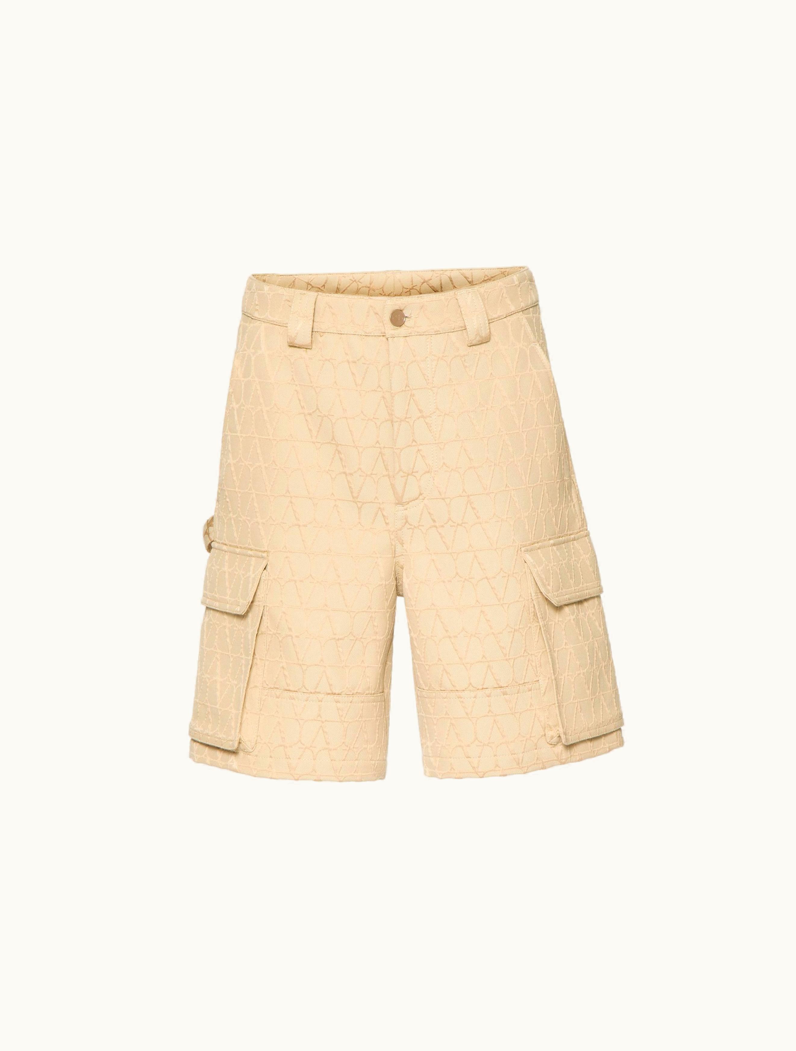 Valentino Valentino Heavy Cotton Cargo Bermuda Shorts With Toile Iconographe Pattern For Man In Beige