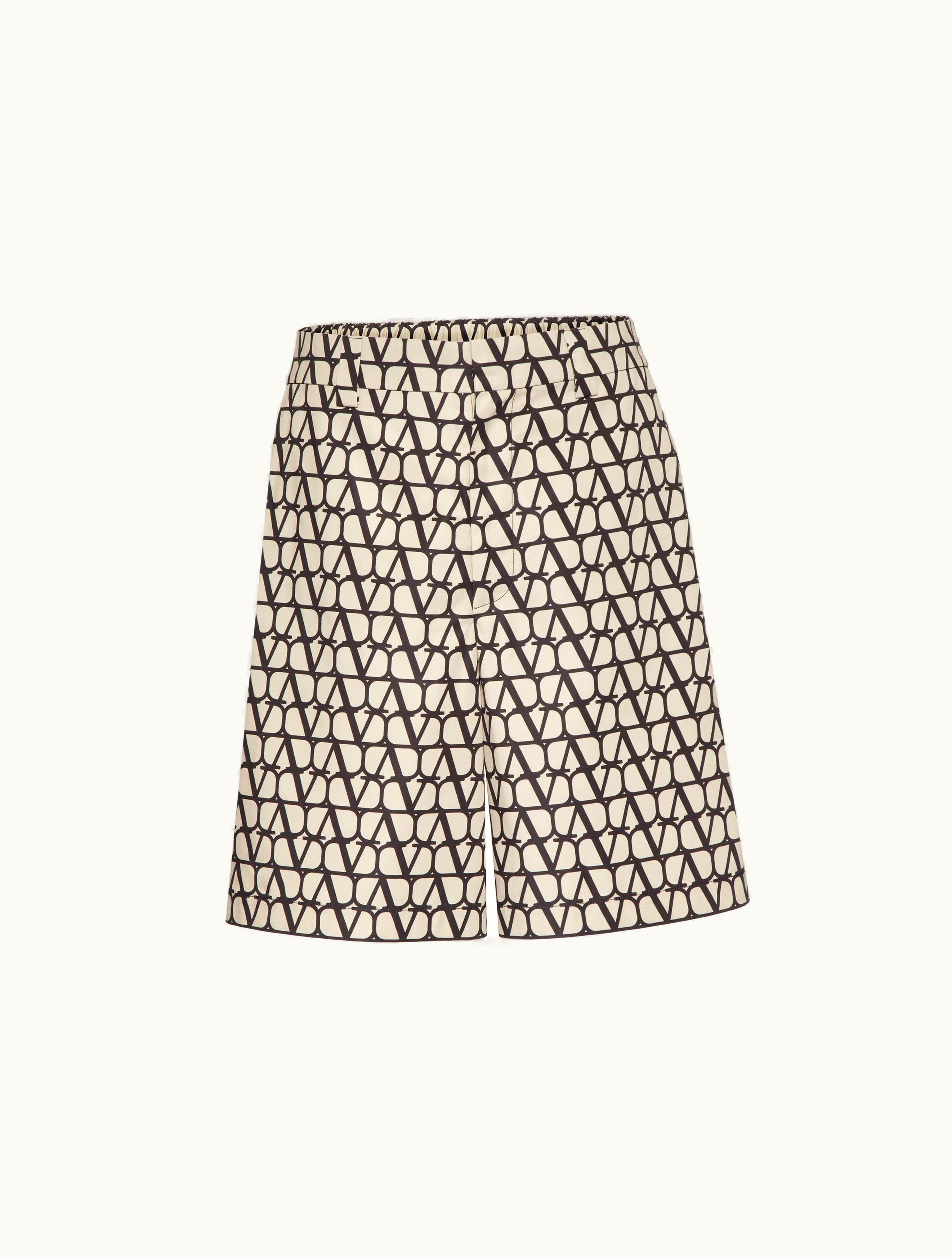 Valentino Valentino Nylon Bermuda Shorts With Toile Iconographe Print For Man In Beige / Black