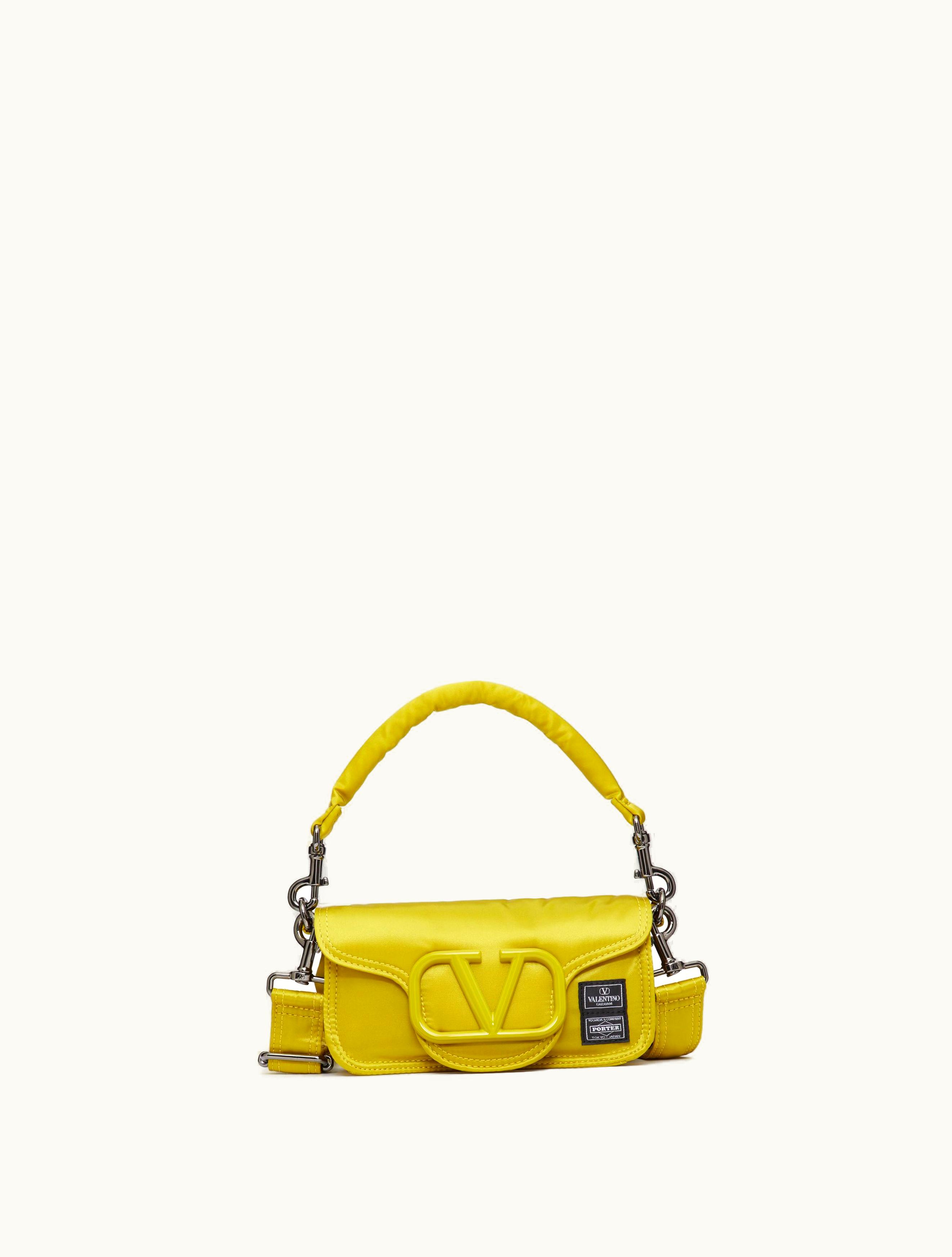 Valentino Valentino Garavani And Porter Locò (s) For Man In Yellow