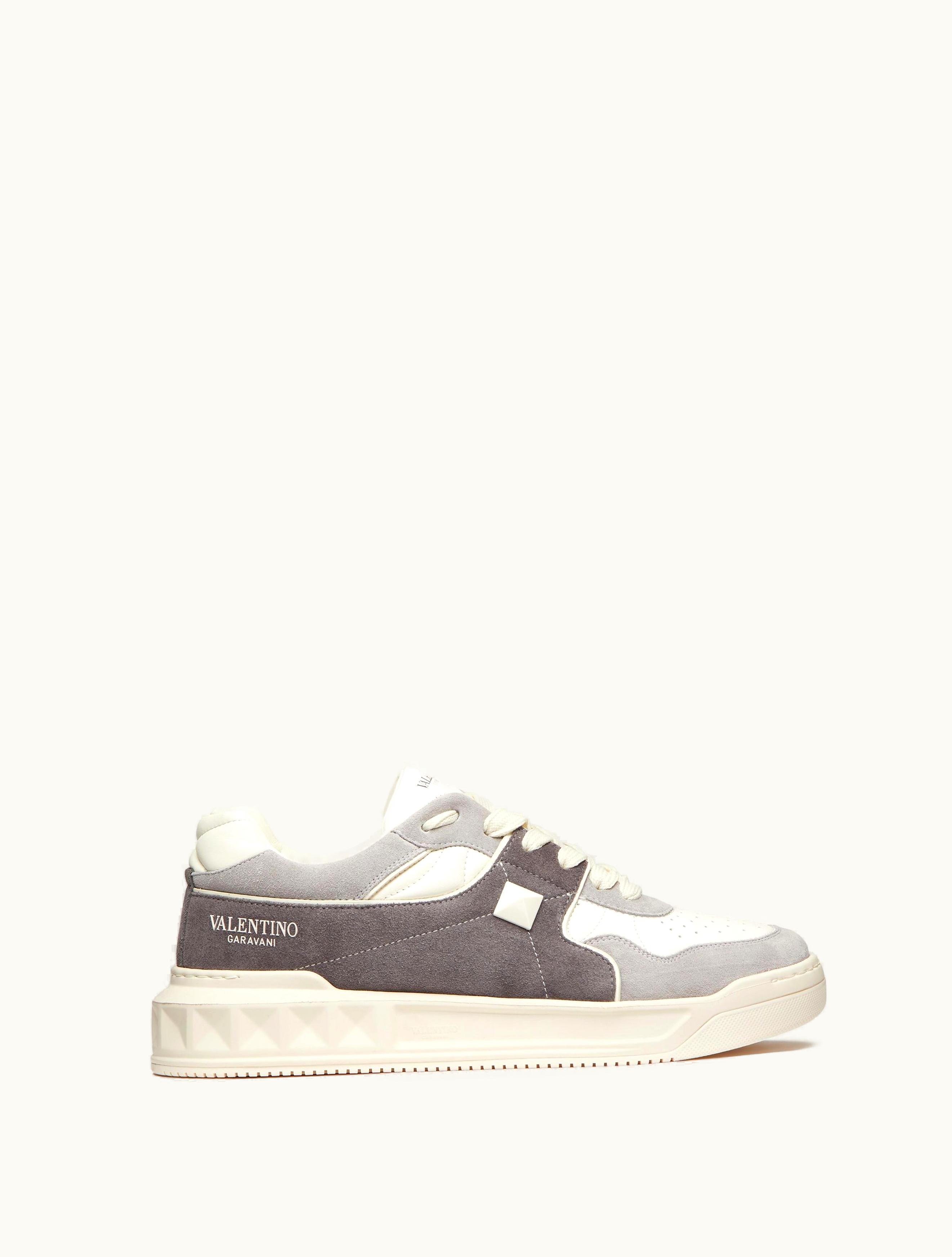 Valentino Valentino One Stud Low-top Sneaker In Split Leather And Nappa For Man In Grey / White