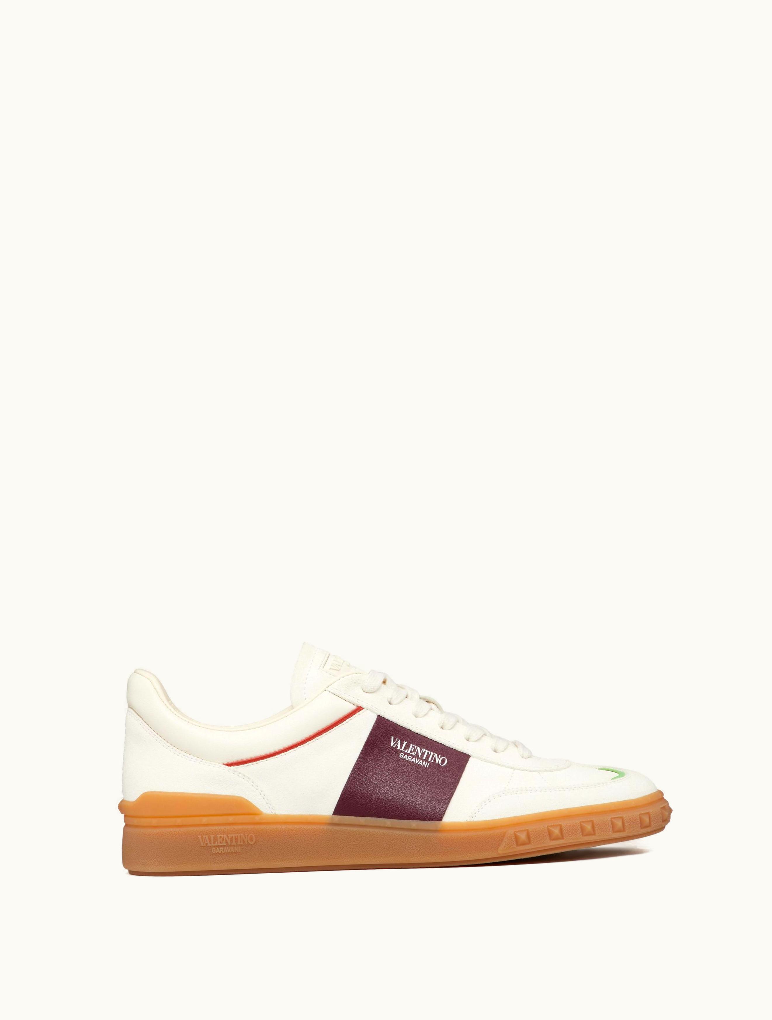 Valentino Valentino Upvillage Low Top Trainer In Split Leather And Calfskin Nappa Leather For Man In Chocolate / Ivory