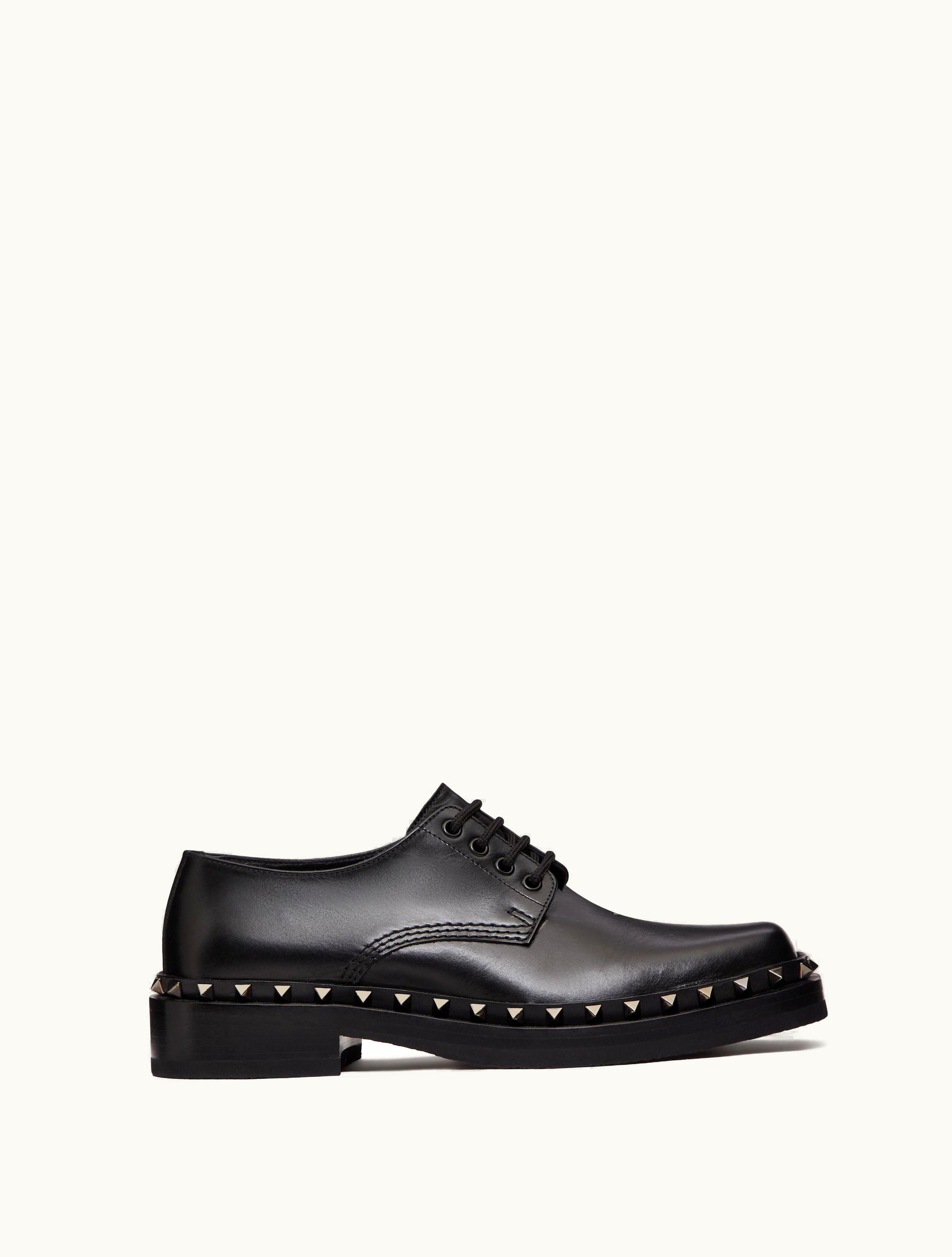 Valentino Valentino Derby Rockstud M-way In Calfskin For Man In Black