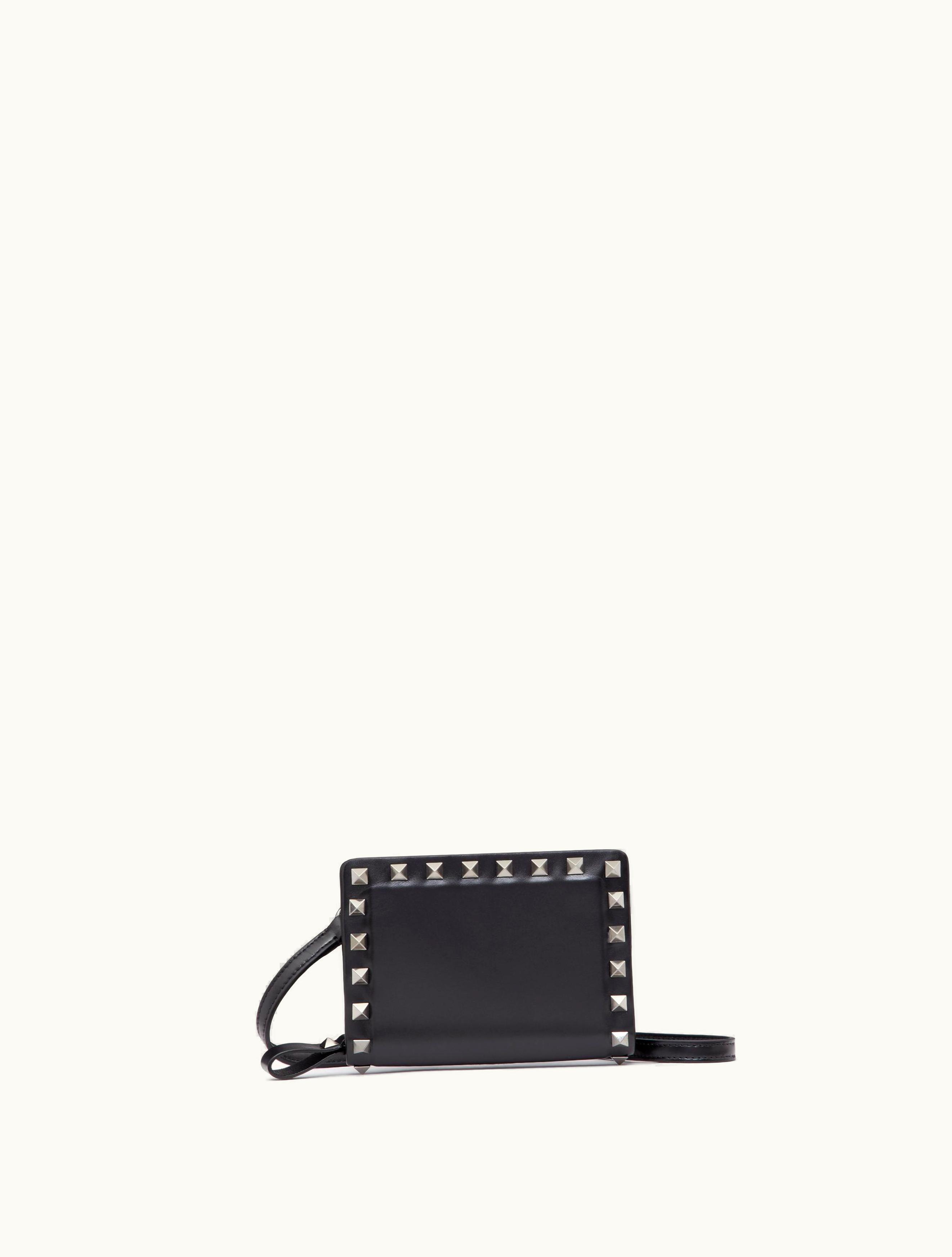 Valentino Valentino Rockstud Calfskin Neck Wallet For Man In Green
