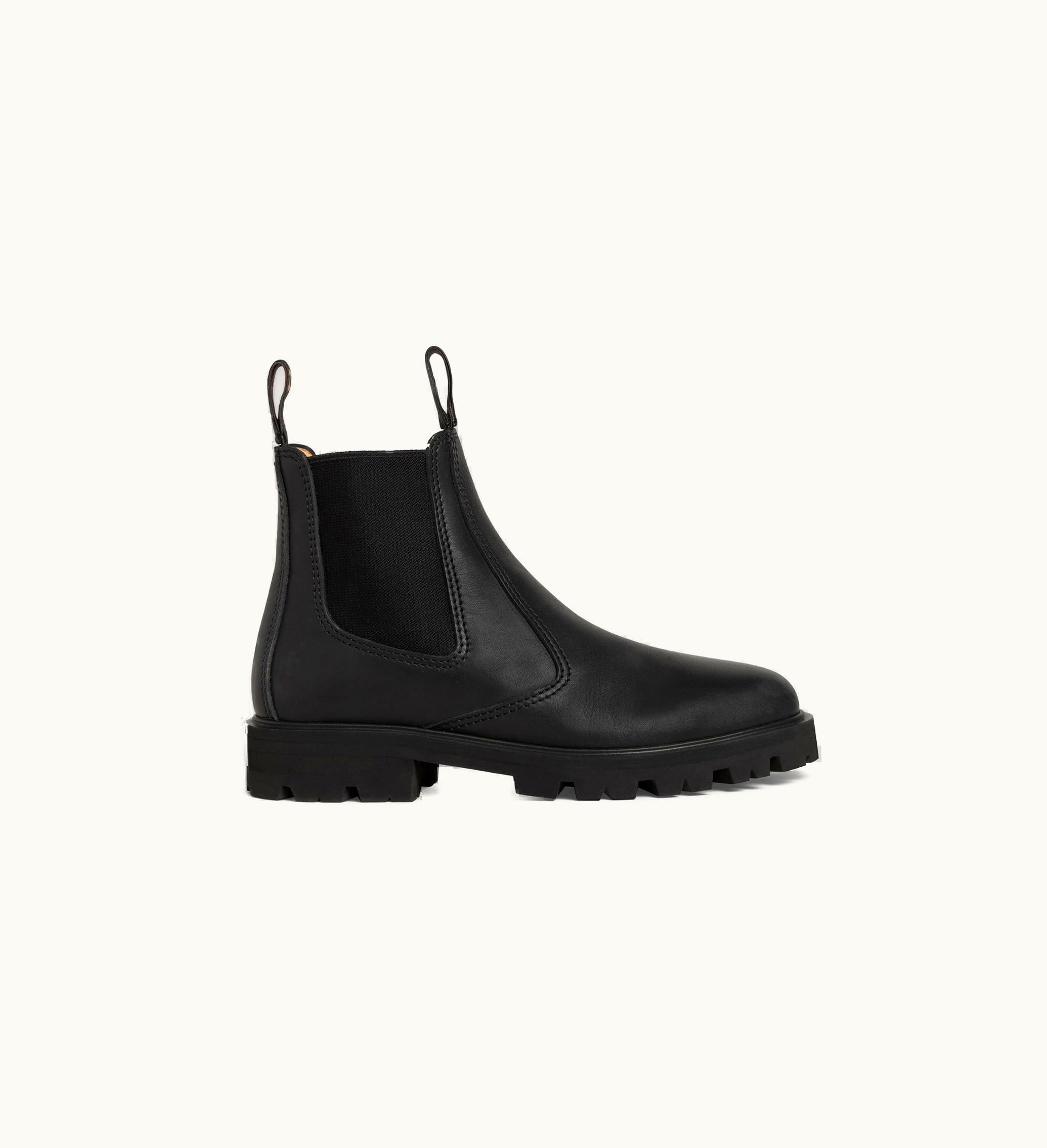 Celine Celine Margaret Chelsea Boot In Calfskin - Black