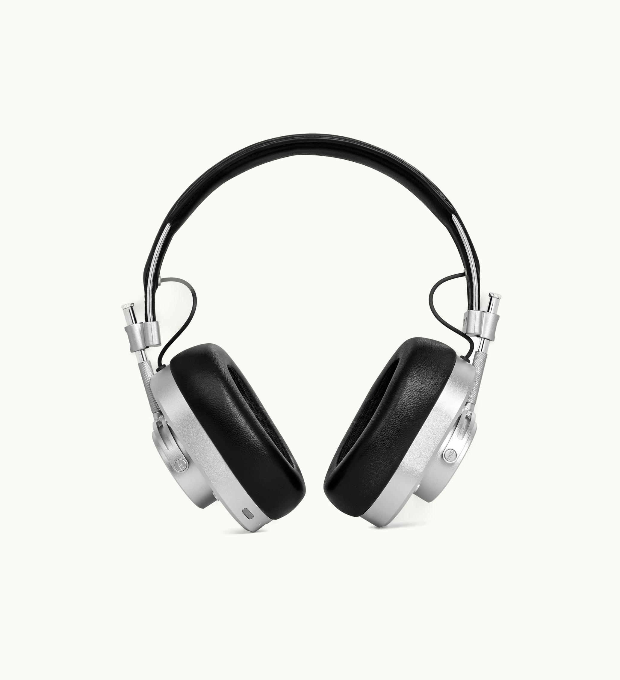 Celine Headphones In Smooth Calfskin And Lambskin With Celine Engraved - Black