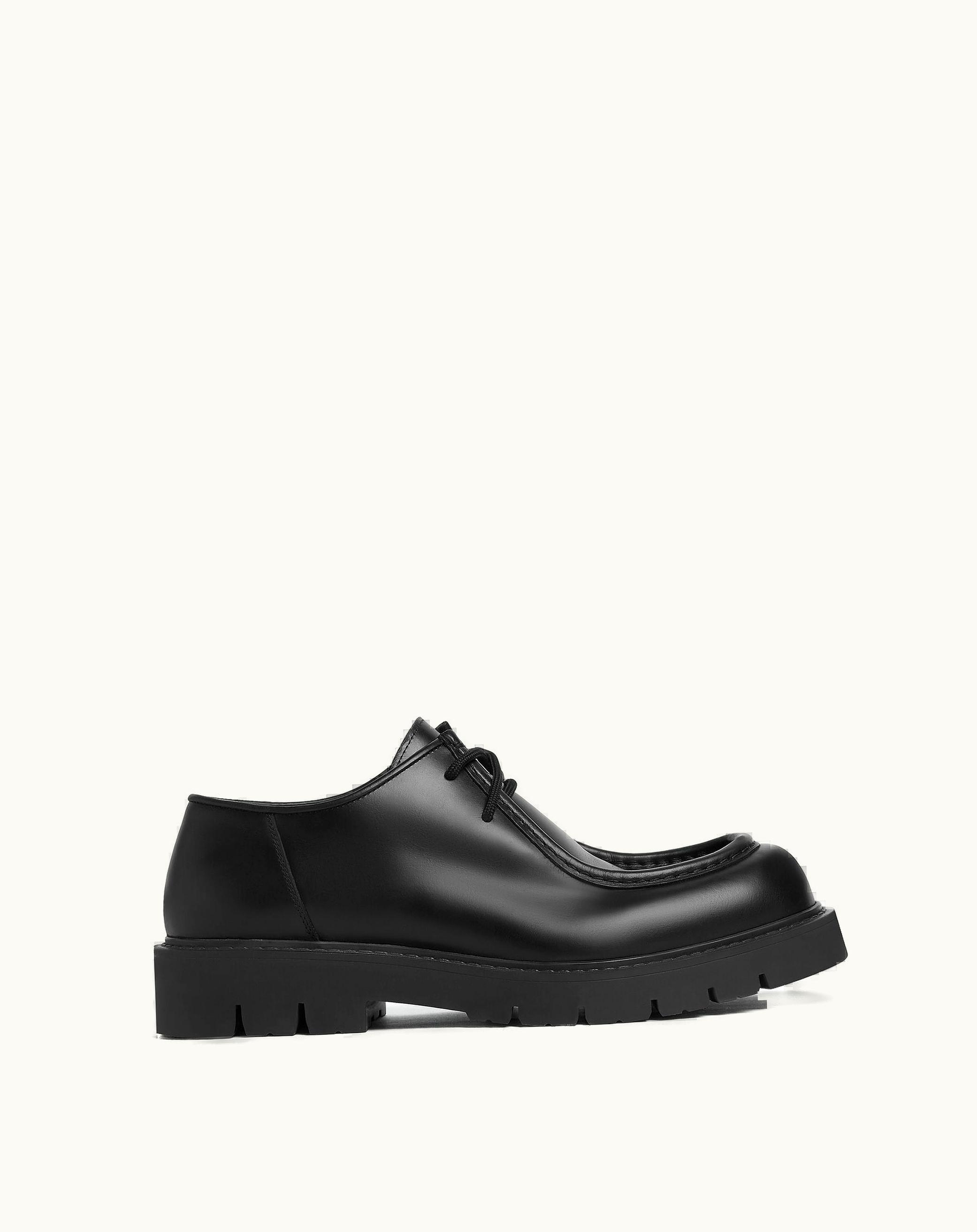 Bottega Veneta Bottega Veneta Men's Haddock Lace-Up Shoe In Black
