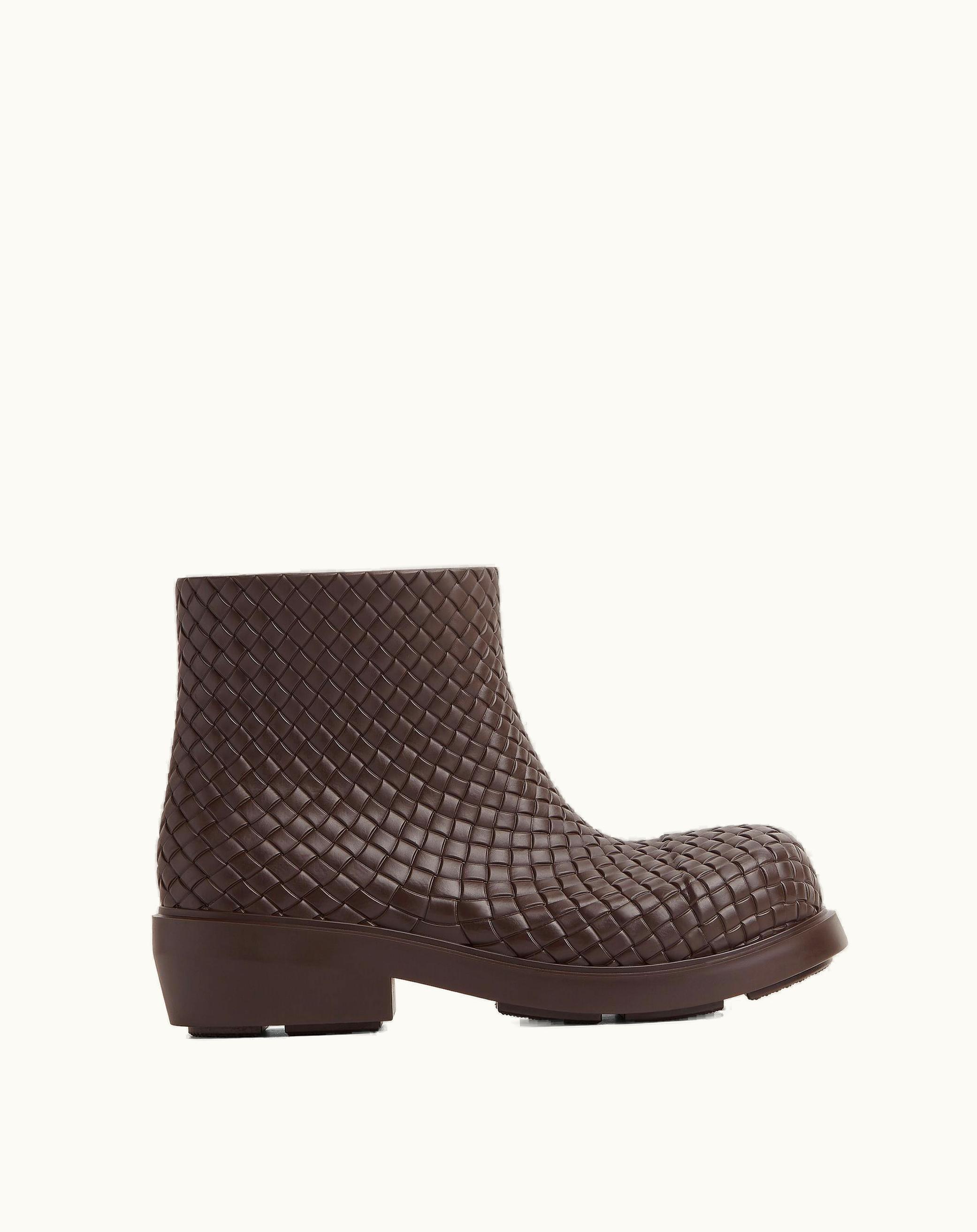Bottega Veneta Bottega Veneta Men's Fireman Ankle Boot In Fondant