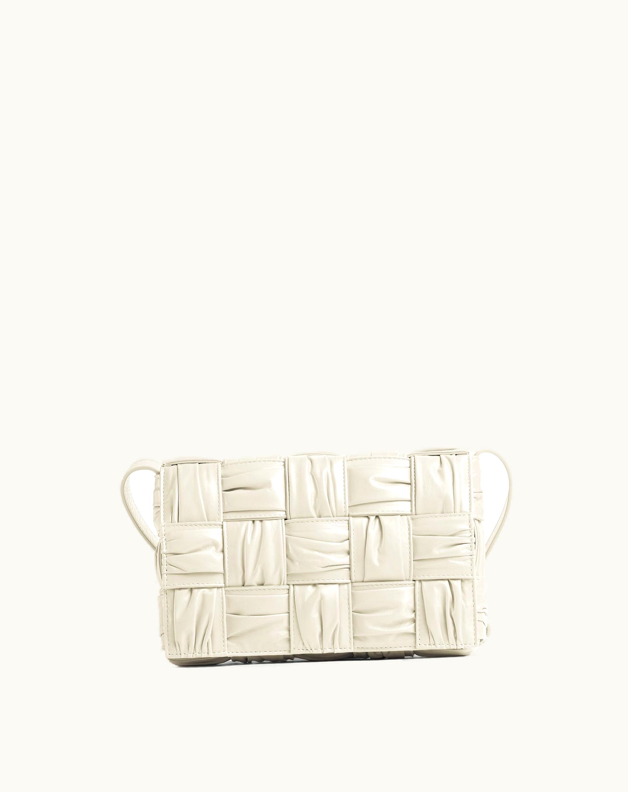 Bottega Veneta Bottega Veneta Cassette In White