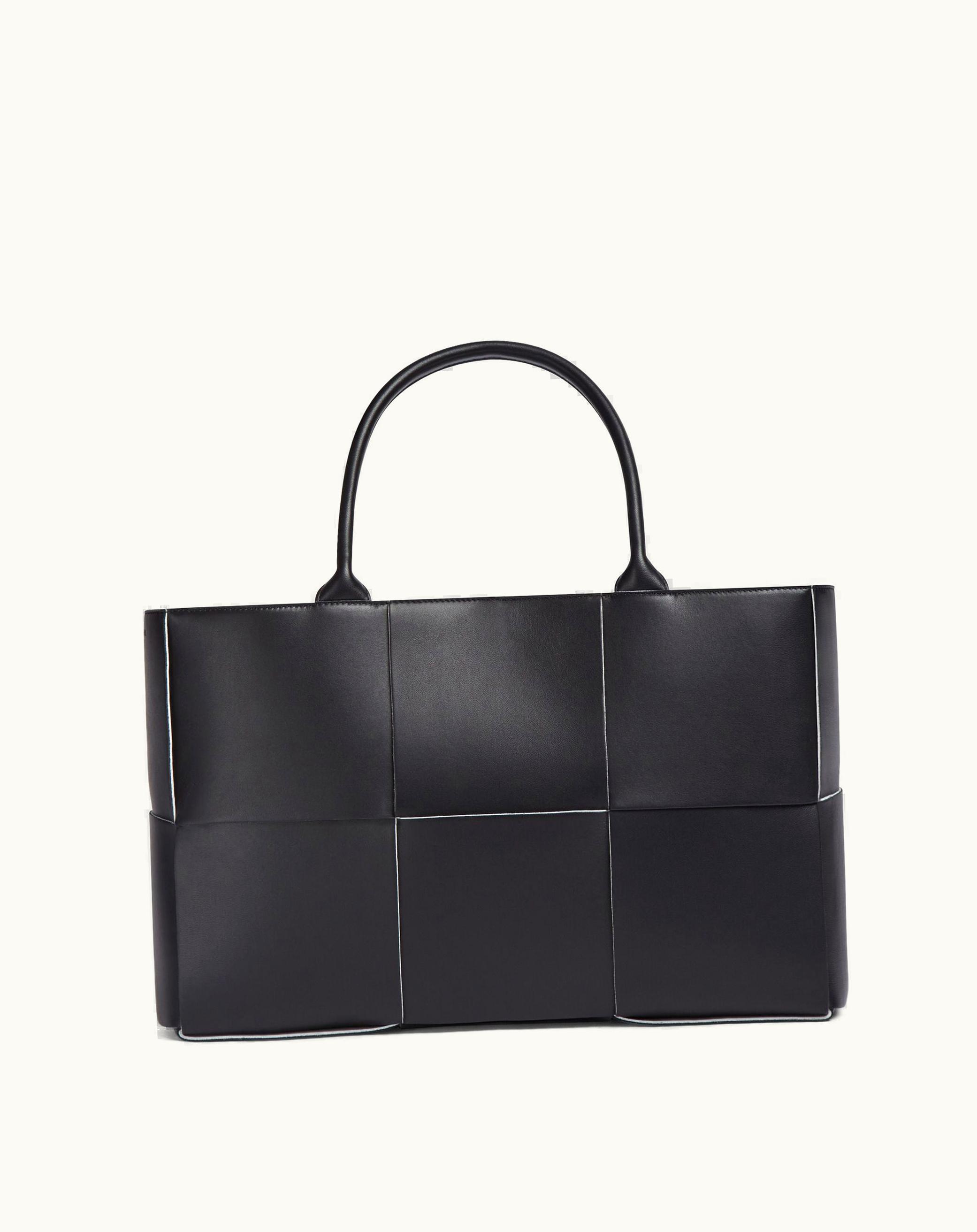 Bottega Veneta Medium Arco Tote Bag In Black / White