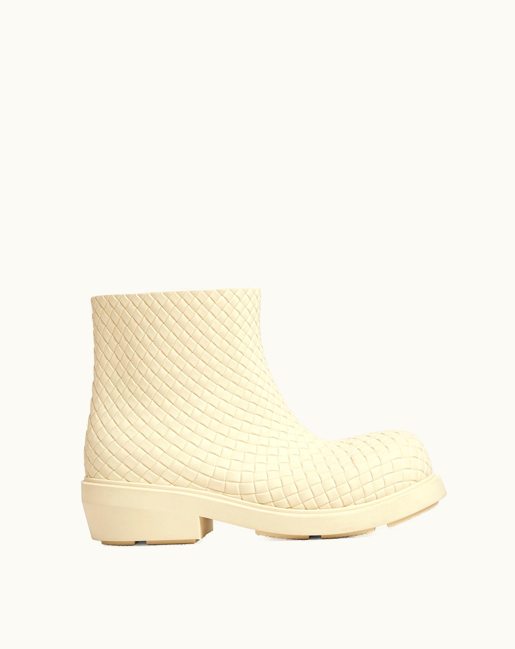 Bottega Veneta Bottega Veneta Women's Fireman Ankle Boot In Sea Salt