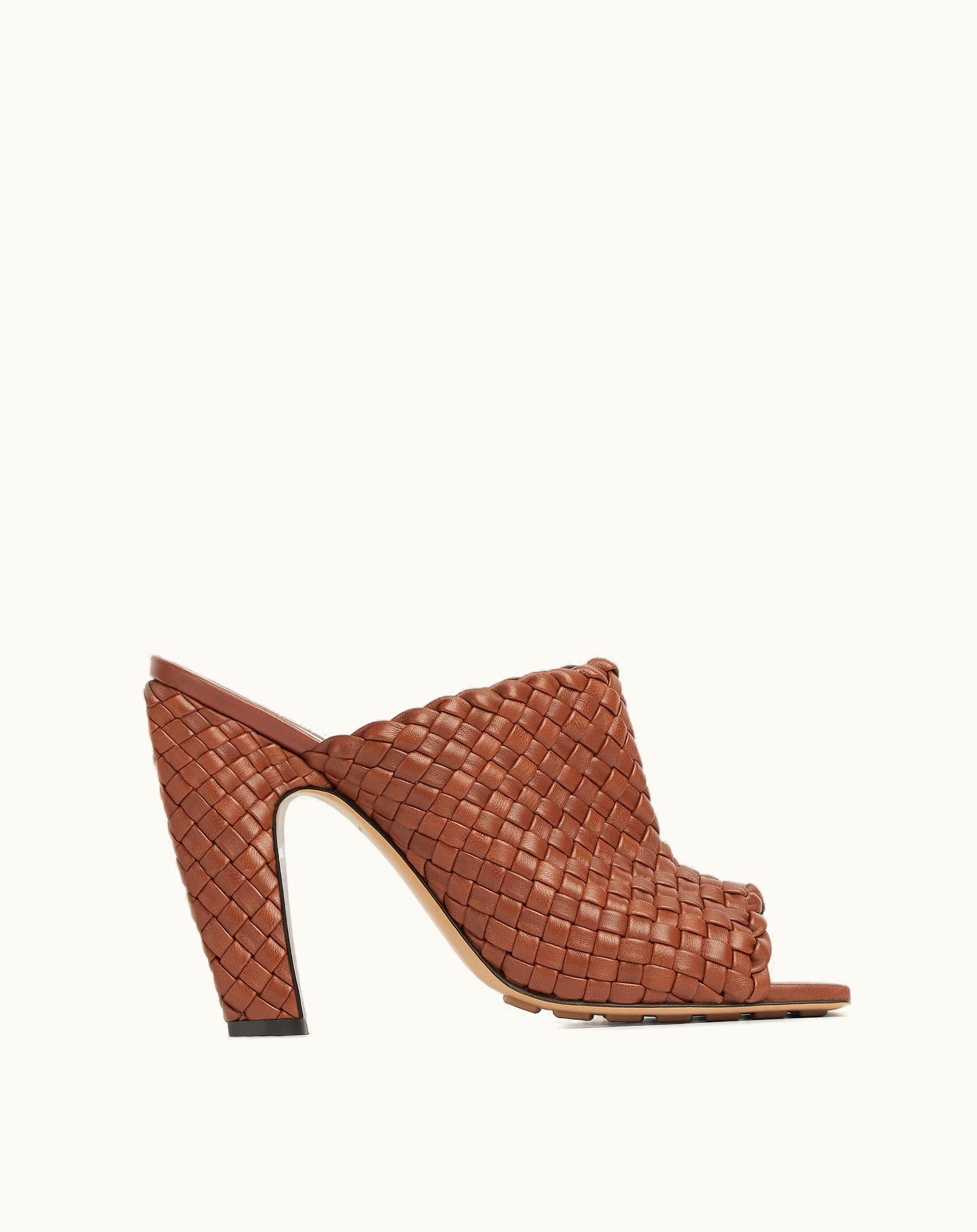 Bottega Veneta Bottega Veneta Women's Canalazzo Mule In Brown Sugar