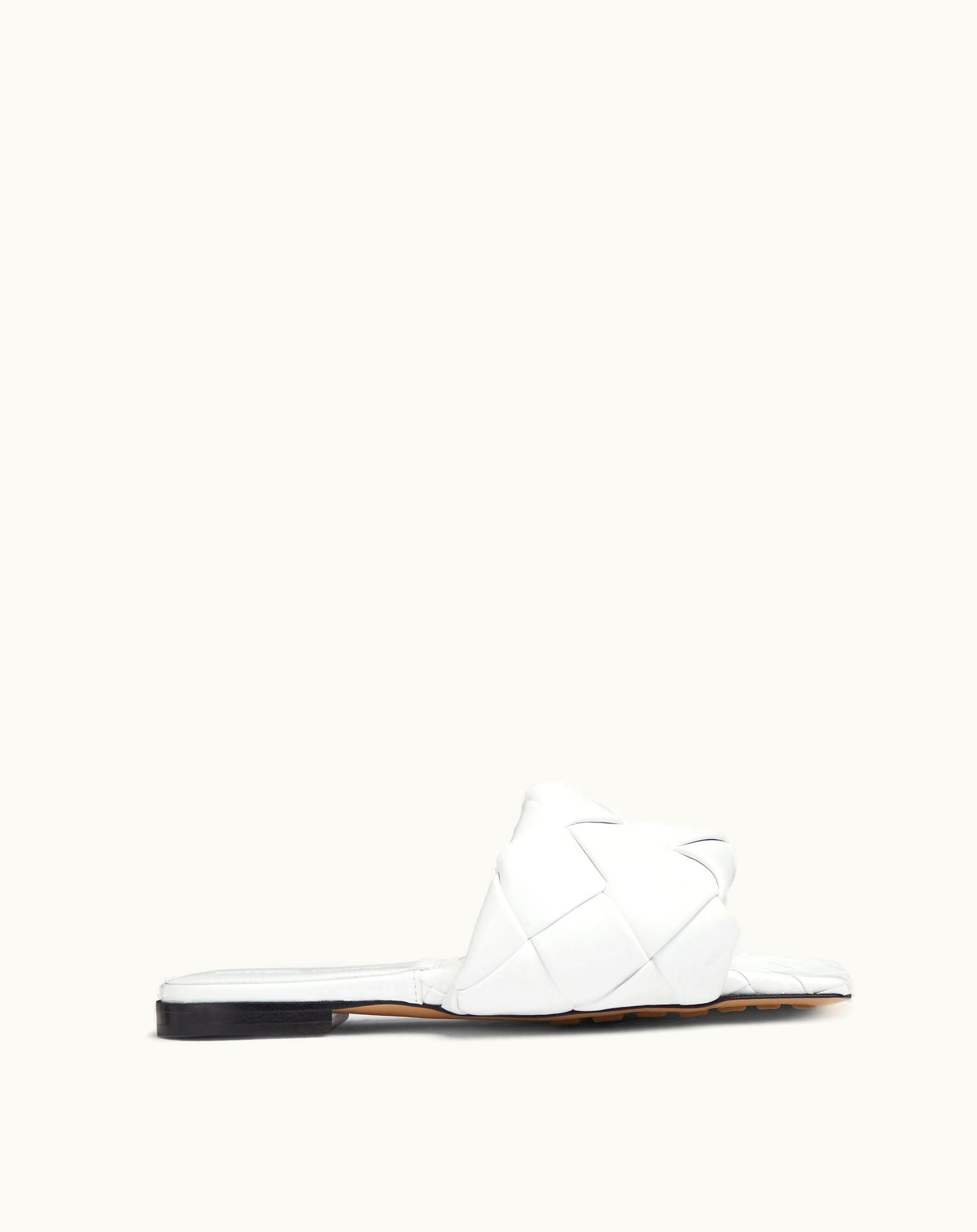 Bottega Veneta Bottega Veneta Women's Lido Flat Sandal In Optic White
