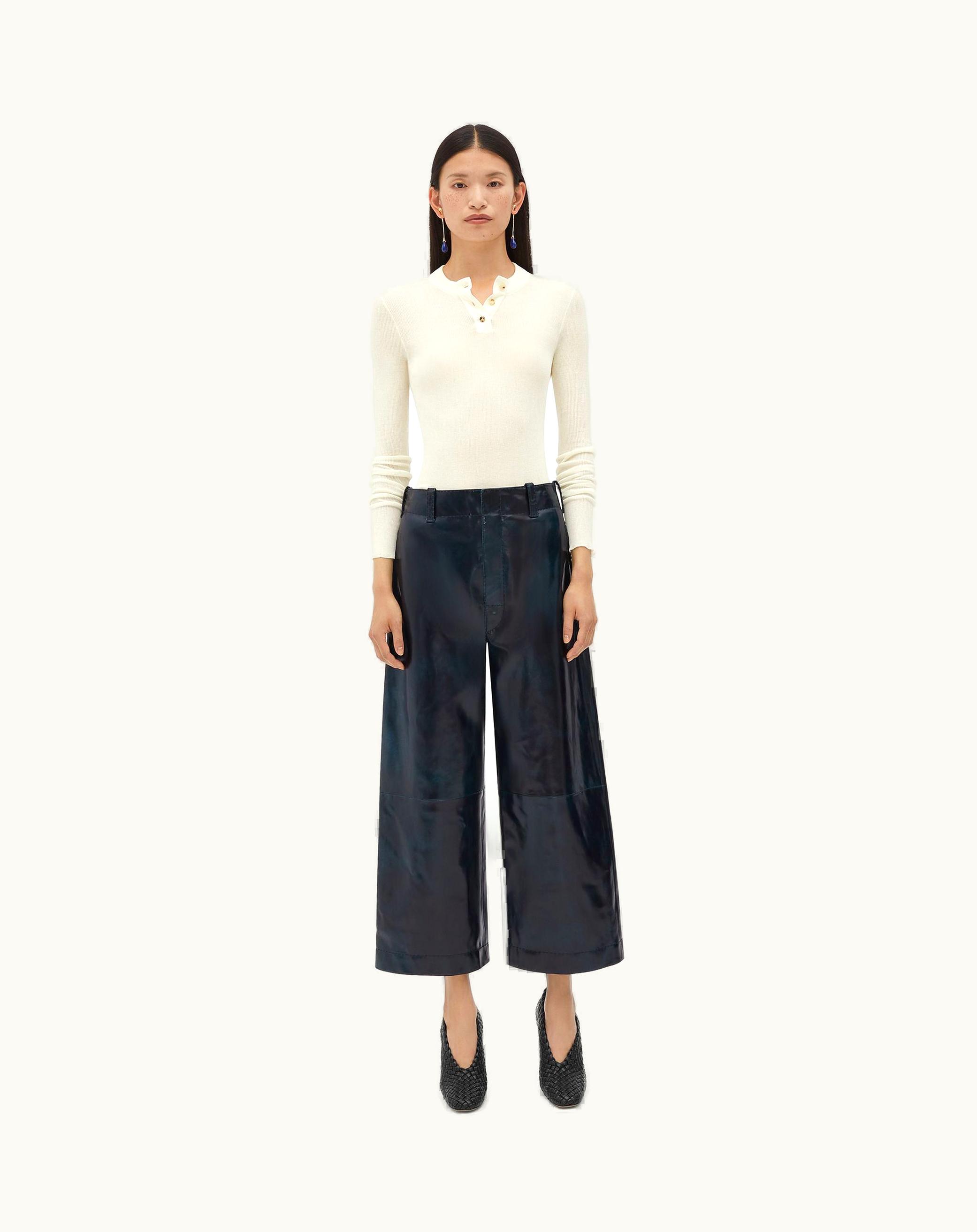 Bottega Veneta Bottega Veneta Women's Leather Culotte Trousers In Deep Ocean