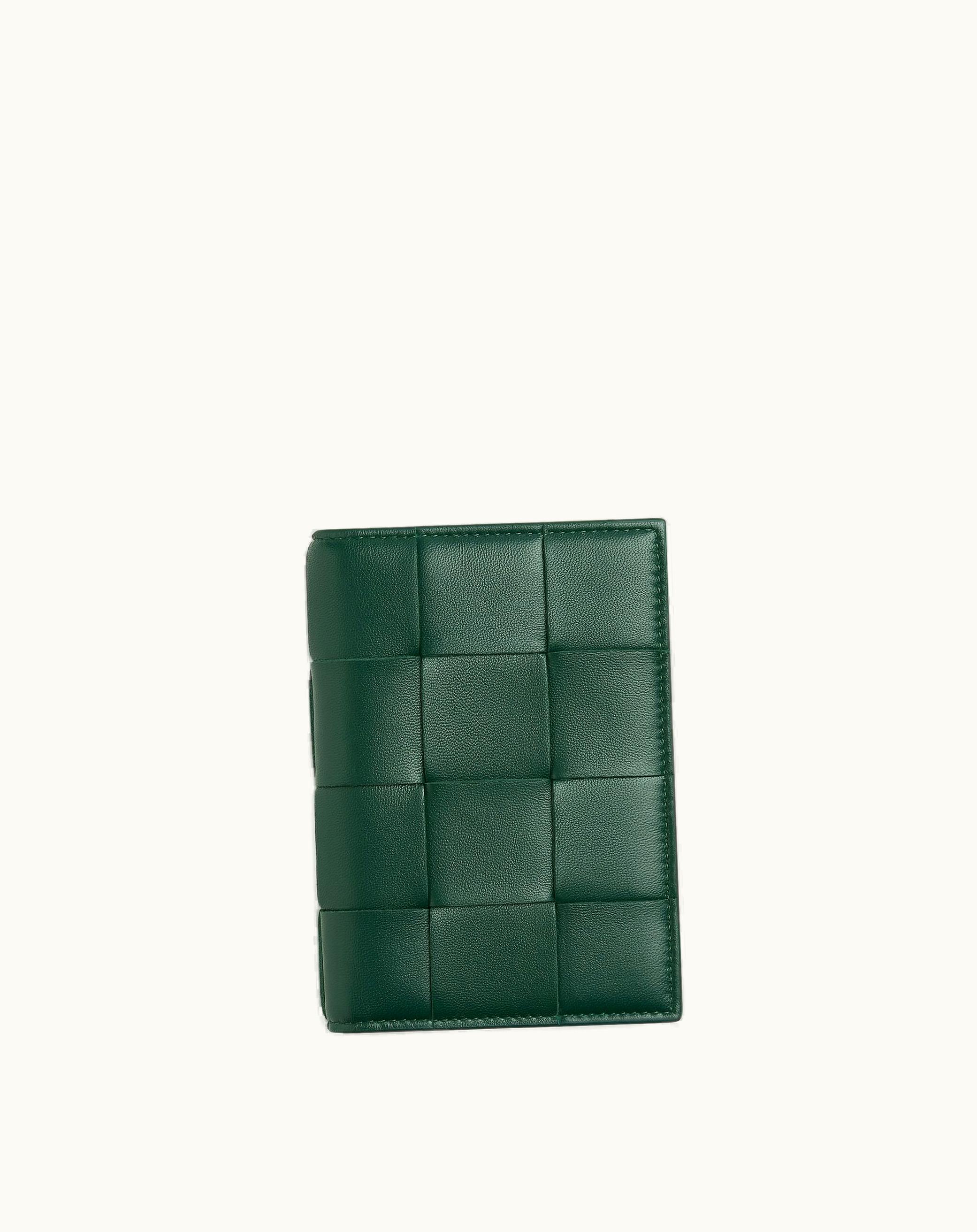 Bottega Veneta Bottega Veneta Women's Cassette Passport Case In Emerald Green