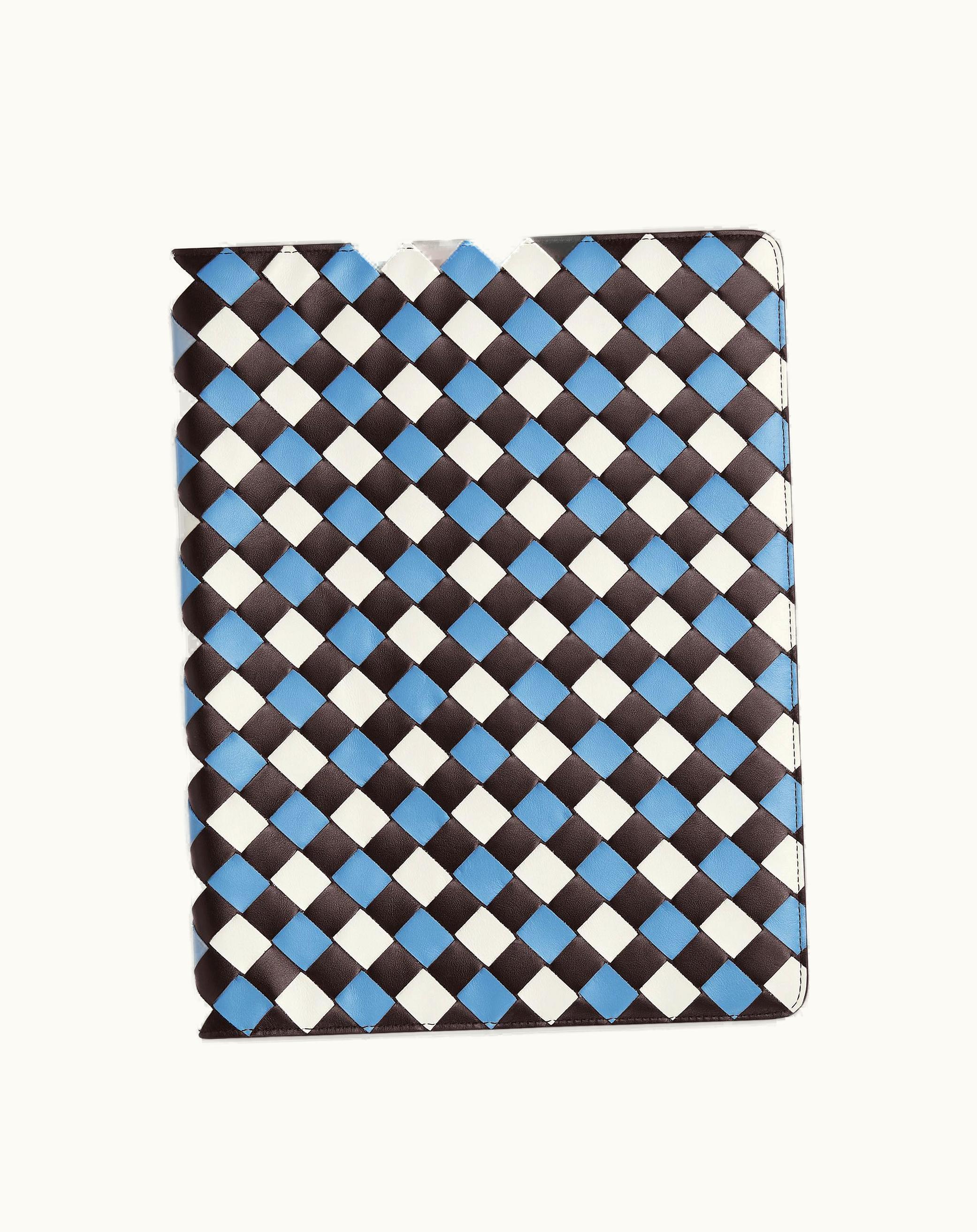 Bottega Veneta Bottega Veneta Maxi Intrecciato Notebook Cover In Fondant / Windswept / White