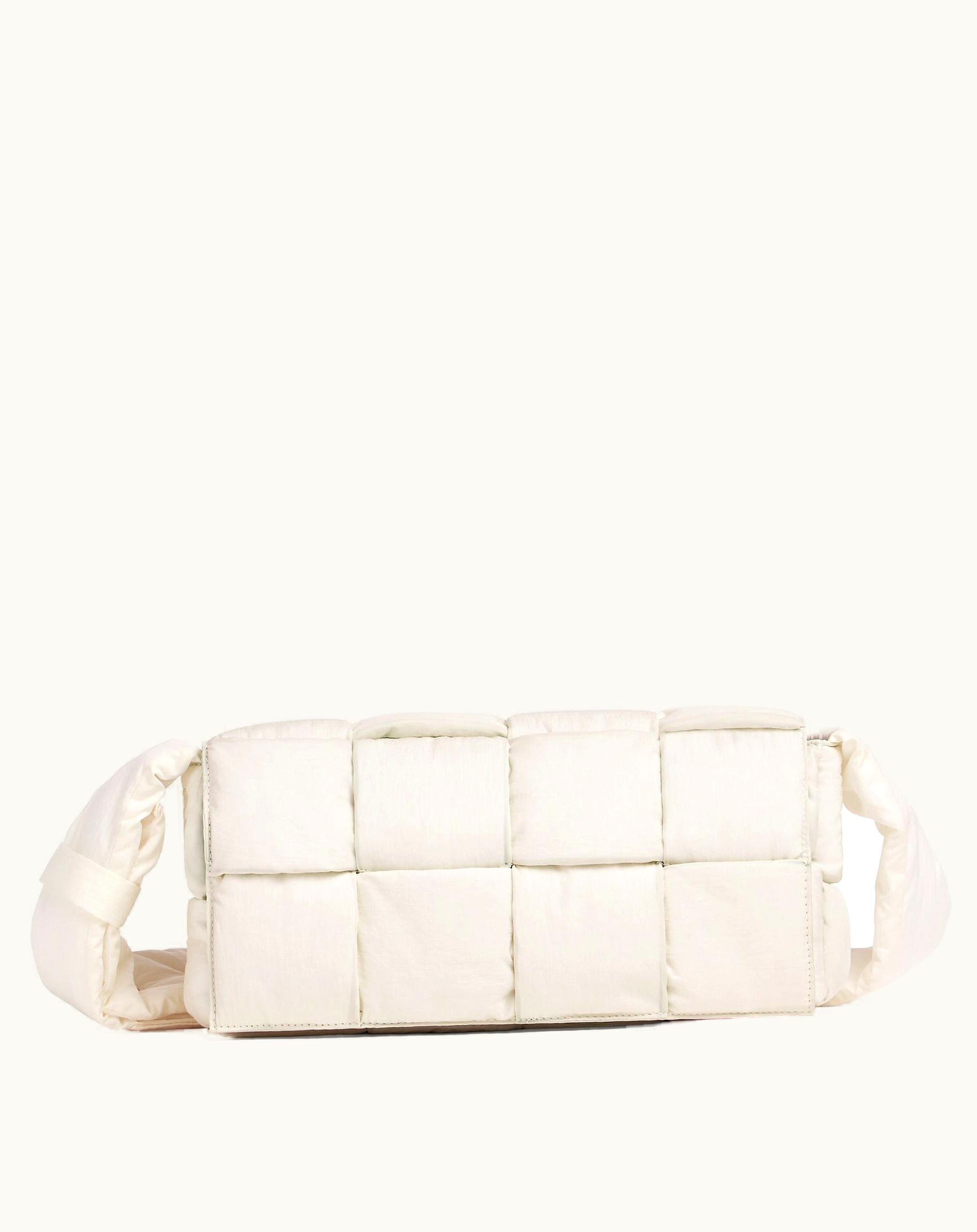 Bottega Veneta Bottega Veneta Padded Tech Cassette In White / Parakeet