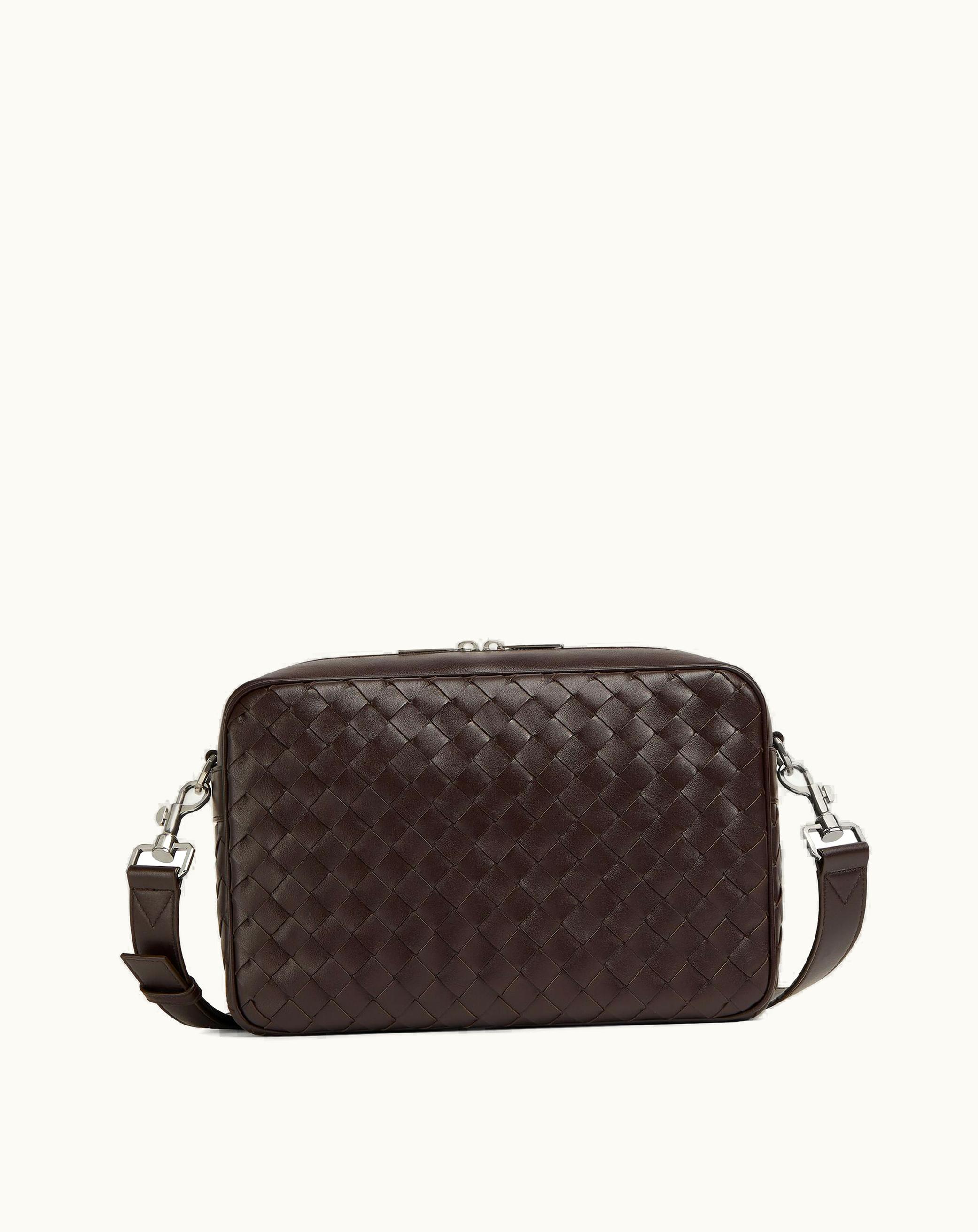 Bottega Veneta Bottega Veneta Men's Medium Intrecciato Camera Bag In Fondant